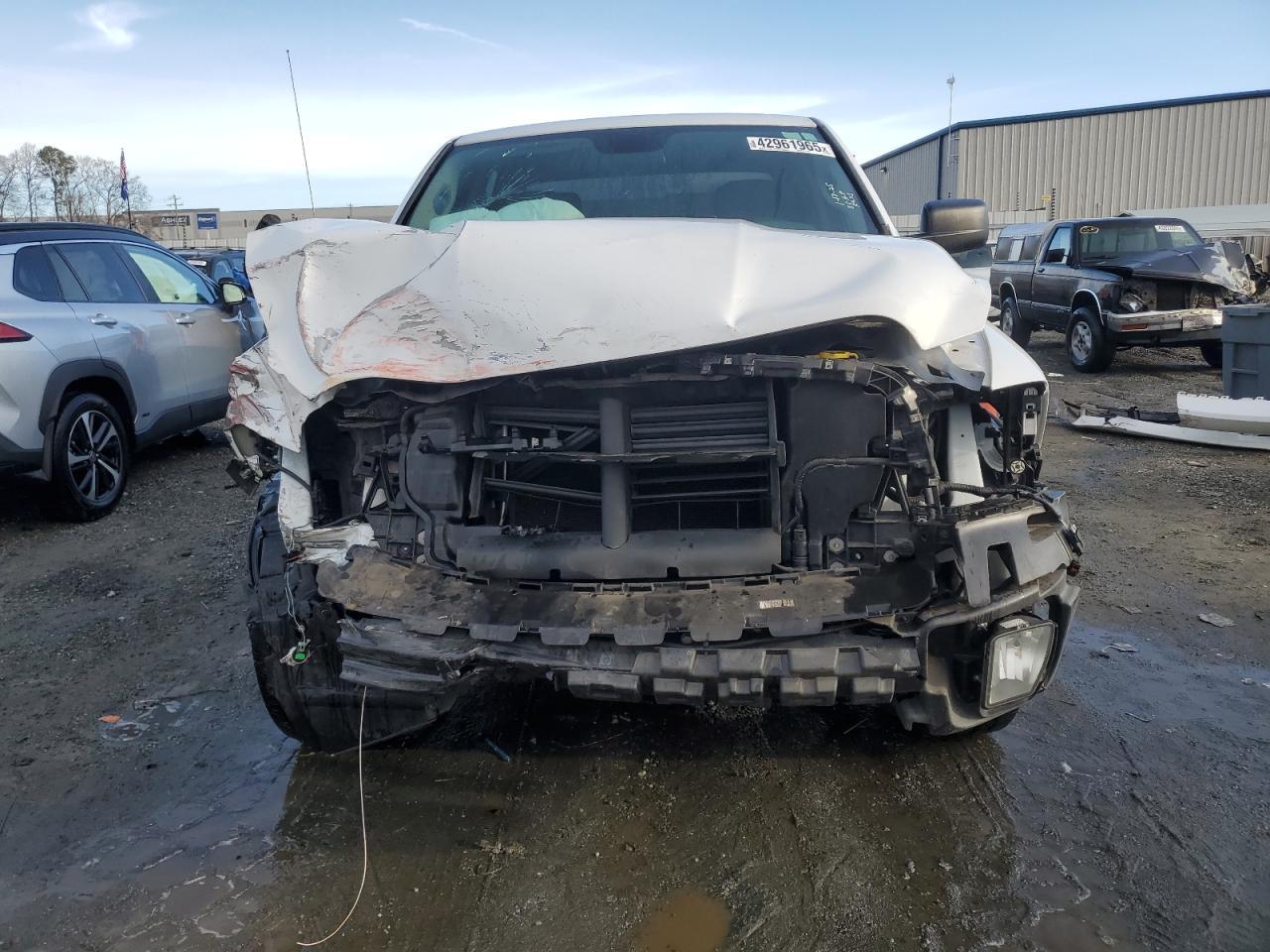 2017 RAM 1500 ST - Фото 5
