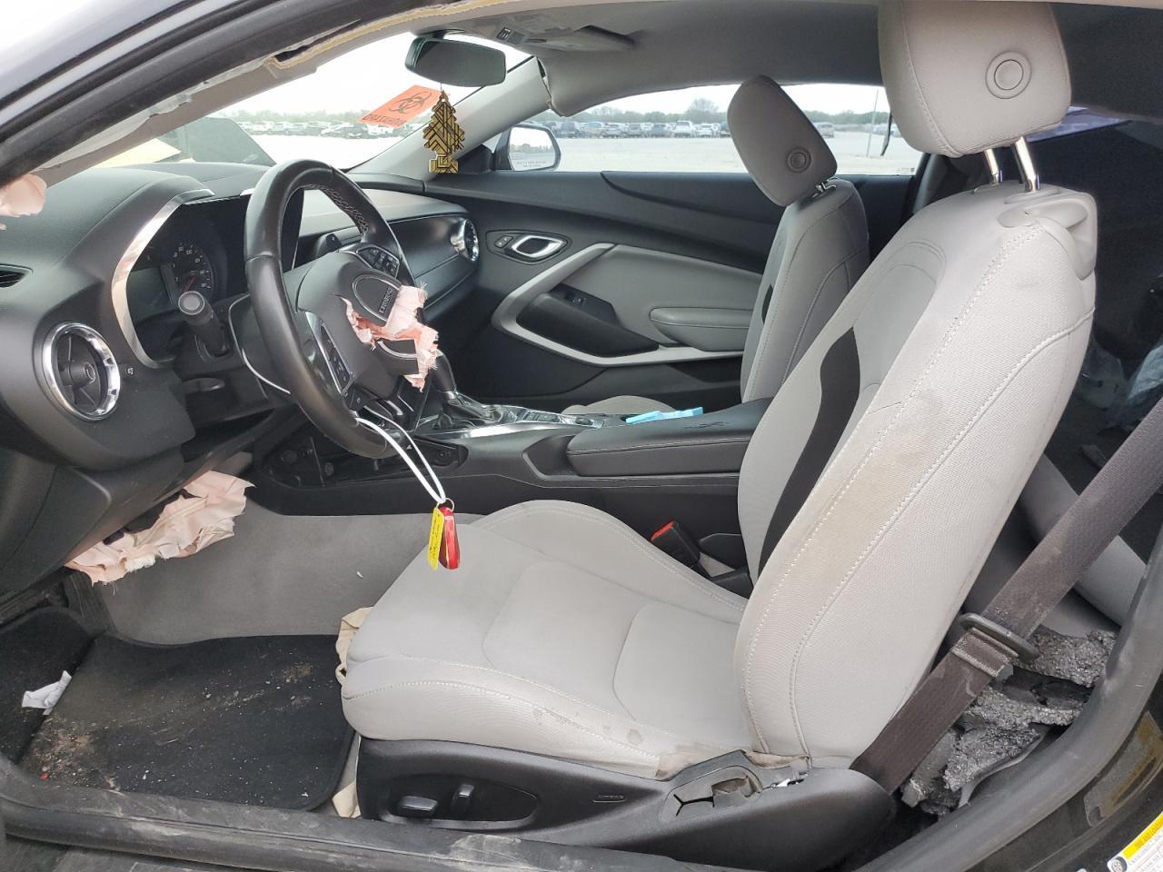 2019 CHEVROLET CAMARO LS - Image 7