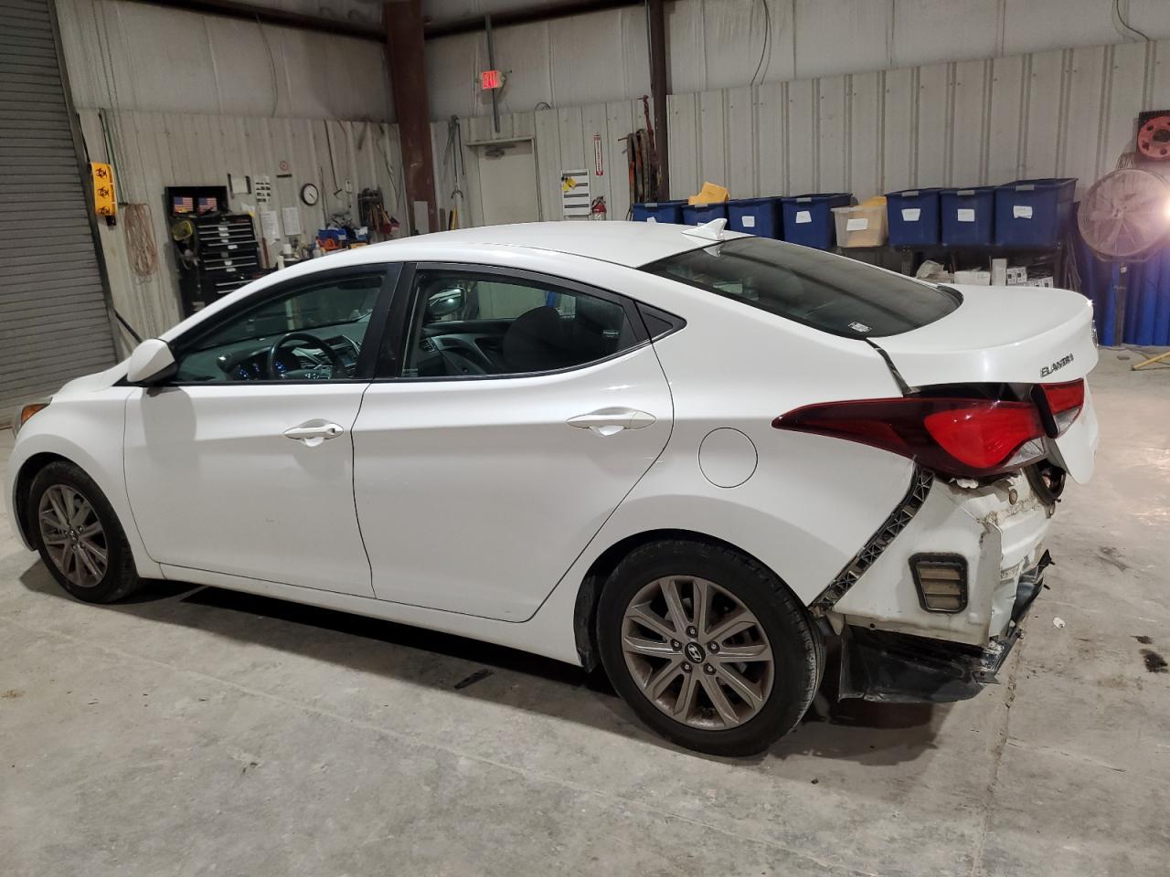 2014 HYUNDAI ELANTRA SE - Image 2