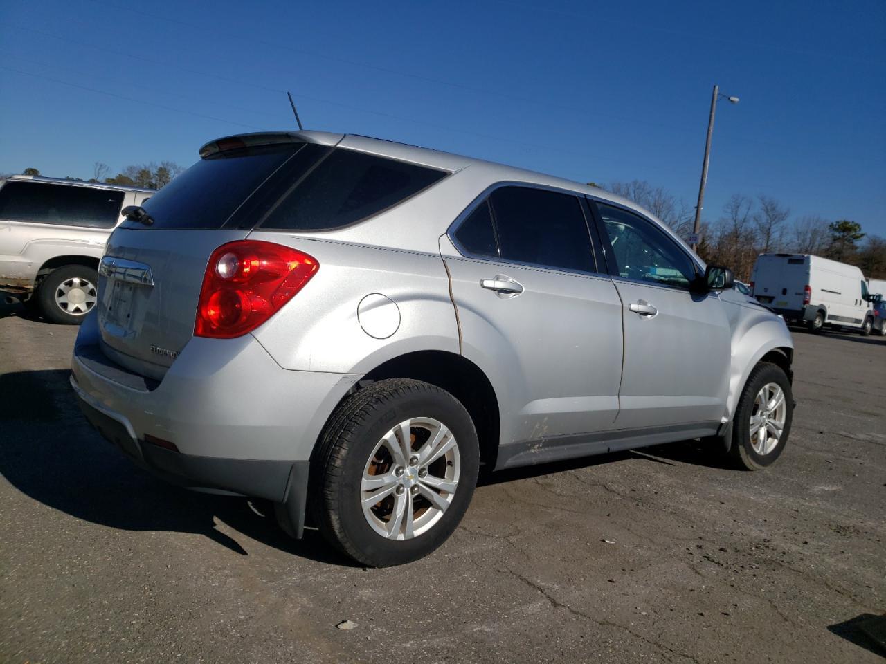 2015 CHEVROLET EQUINOX LS - Фото 3