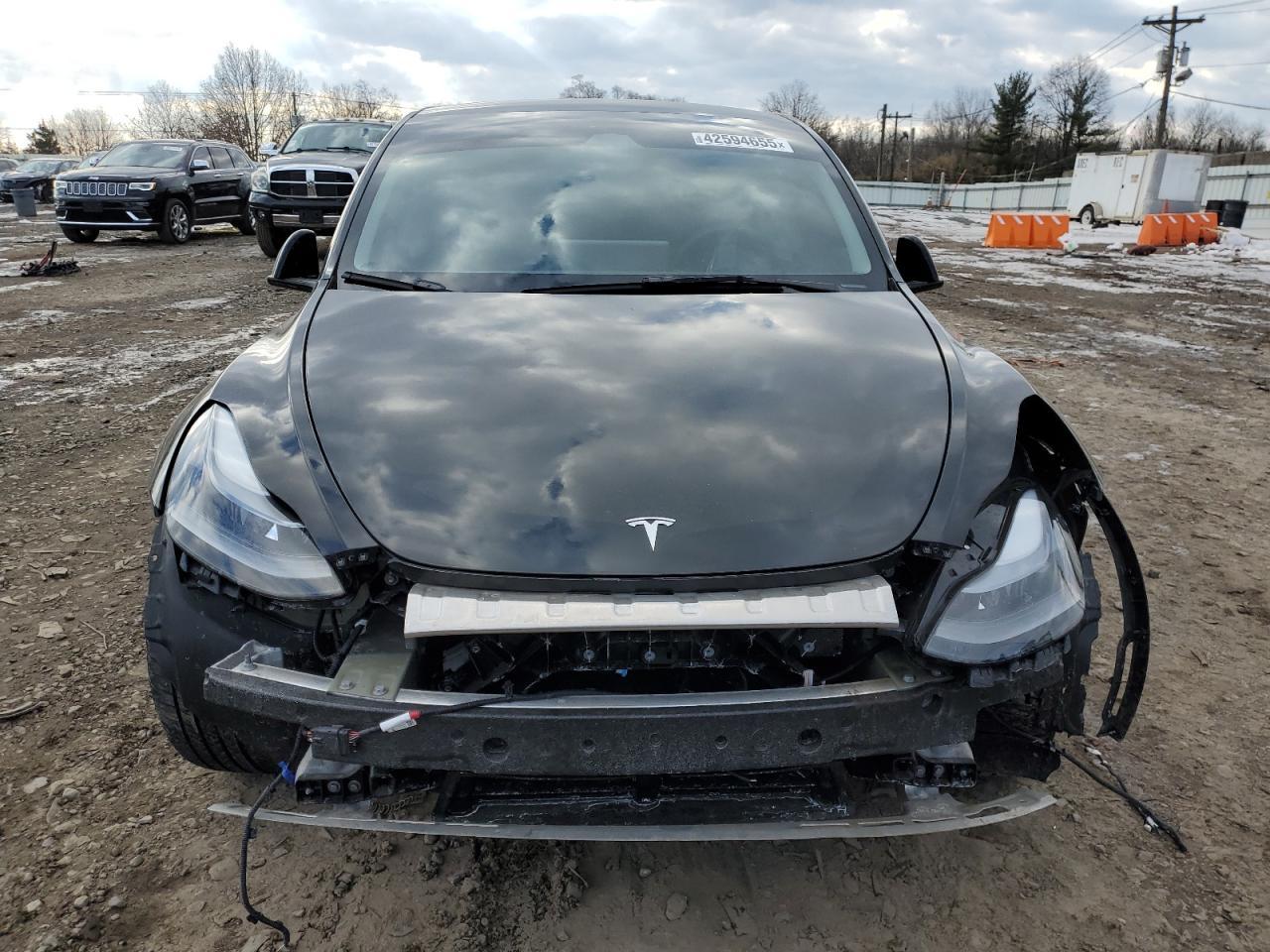 2023 TESLA MODEL Y - Фото 5