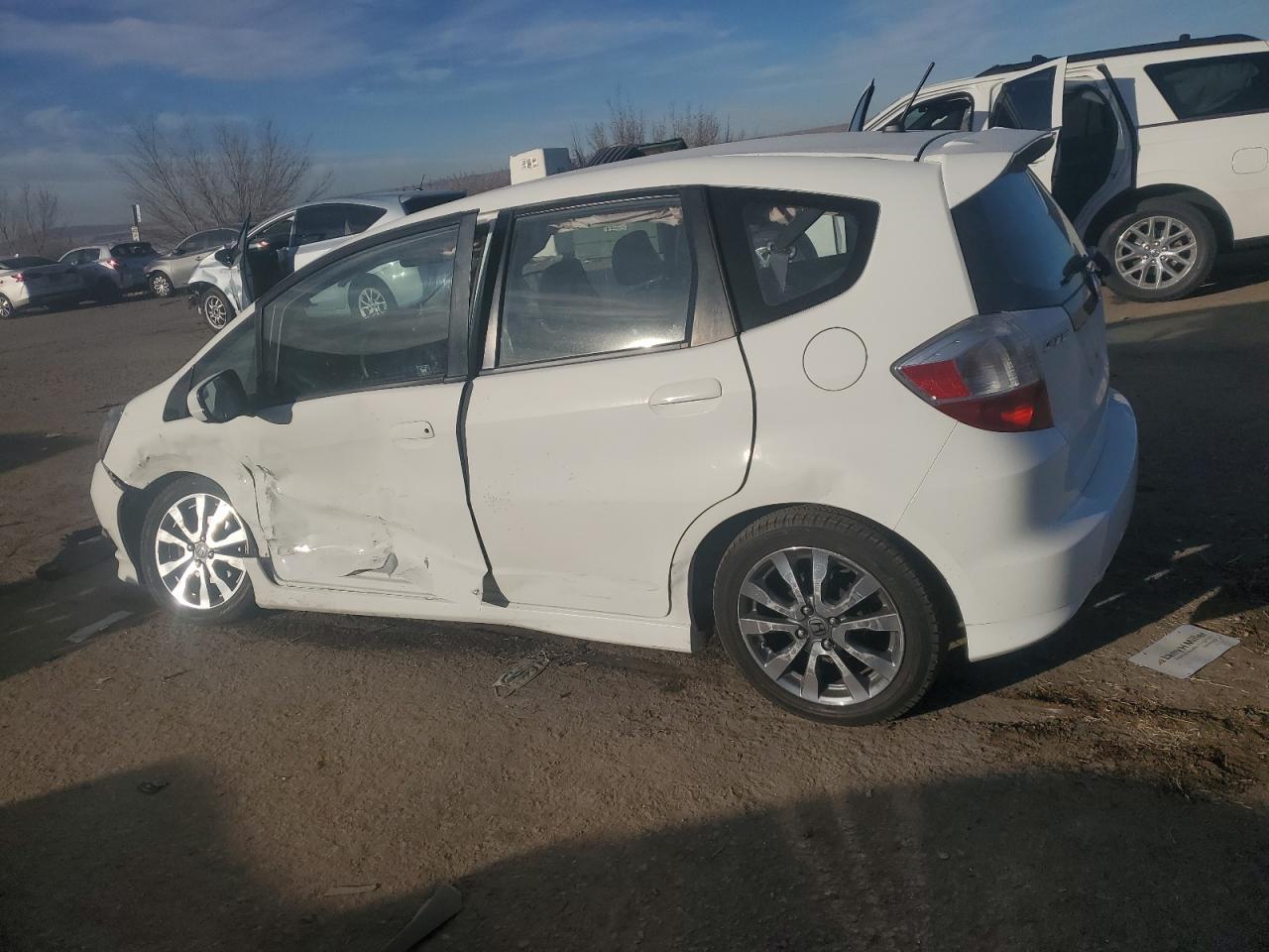 2013 HONDA FIT SPORT - Фото 2