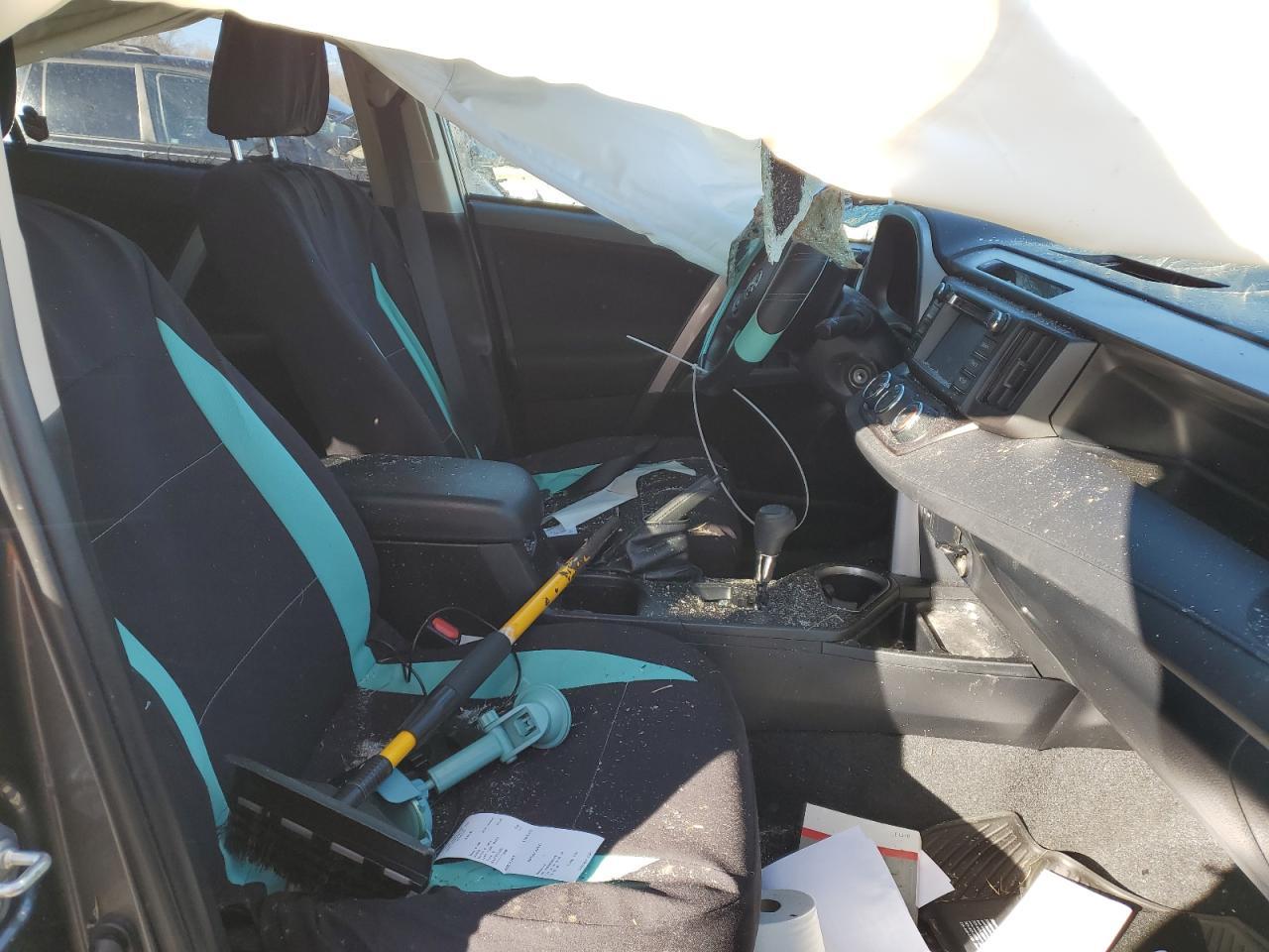 2018 TOYOTA RAV4 LE - Image 7