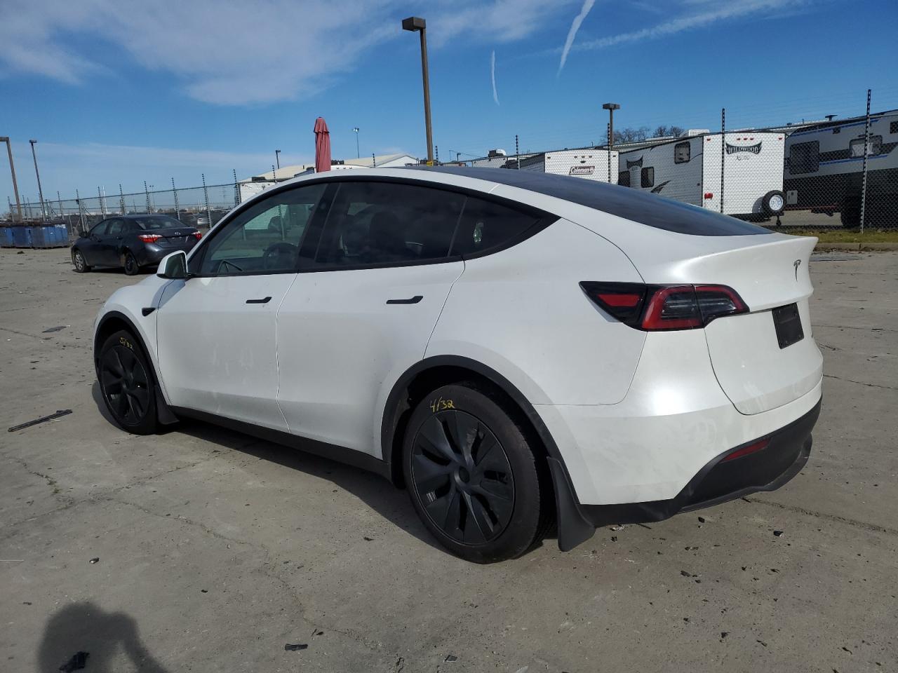 2024 TESLA MODEL Y - Image 2