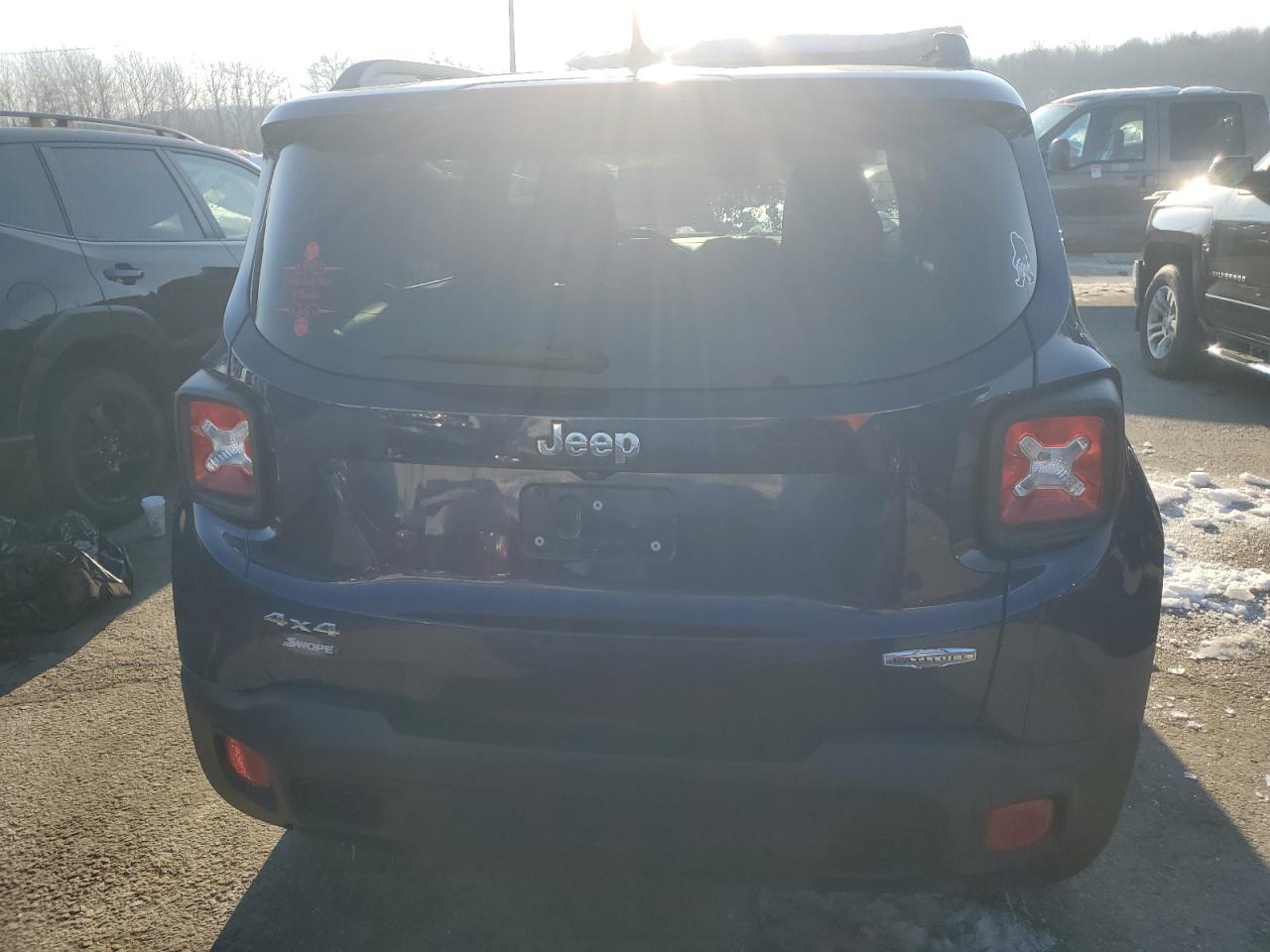 2016 JEEP RENEGADE L - Фото 6