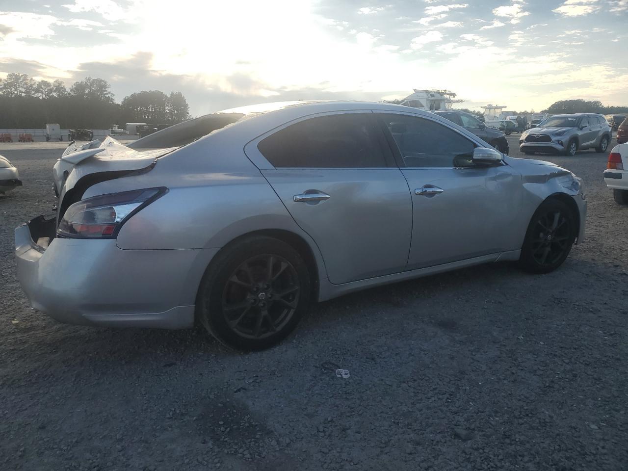 2014 NISSAN MAXIMA S - Фото 3