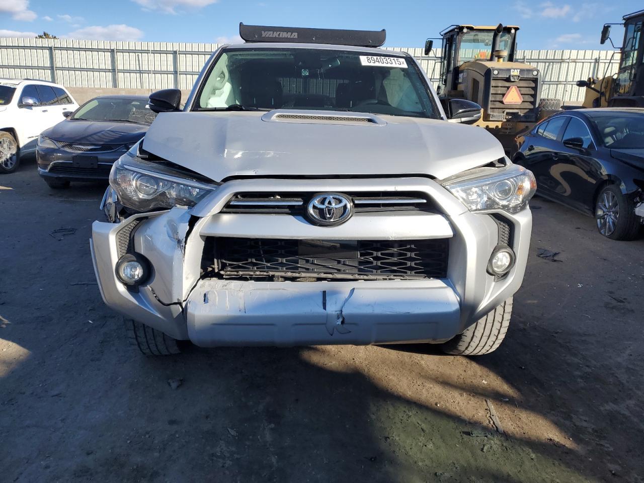 2020 TOYOTA 4RUNNER SR - Фото 5