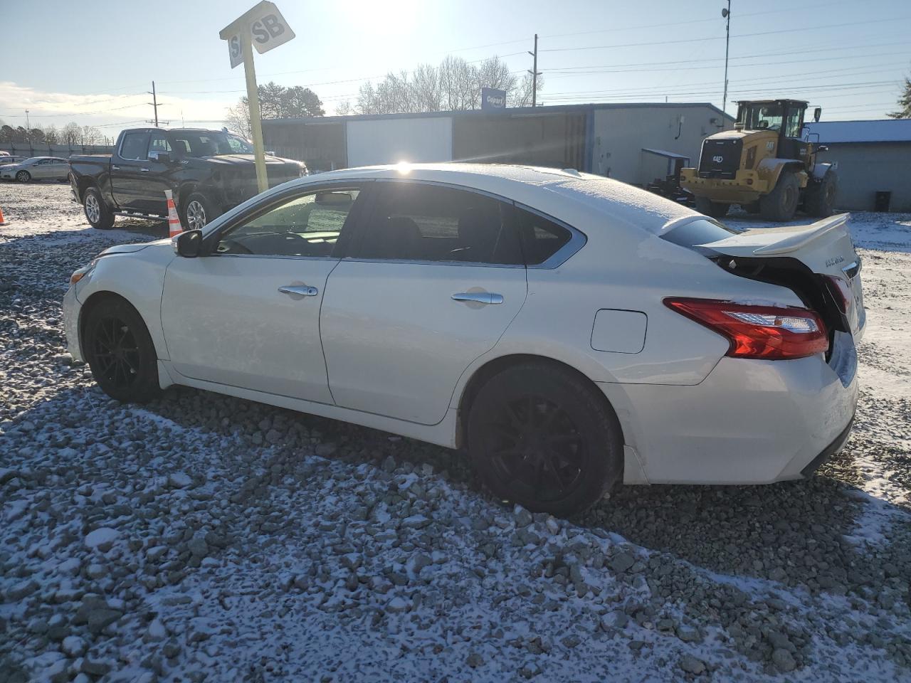 2017 NISSAN ALTIMA 2.5 - Фото 2