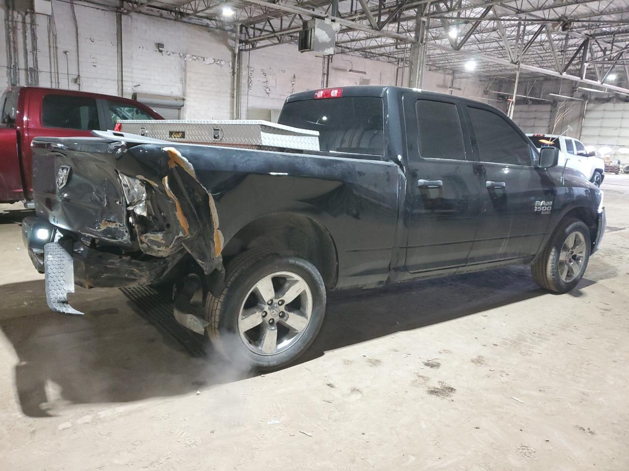 2019 RAM 1500 CLASS - Фото 3