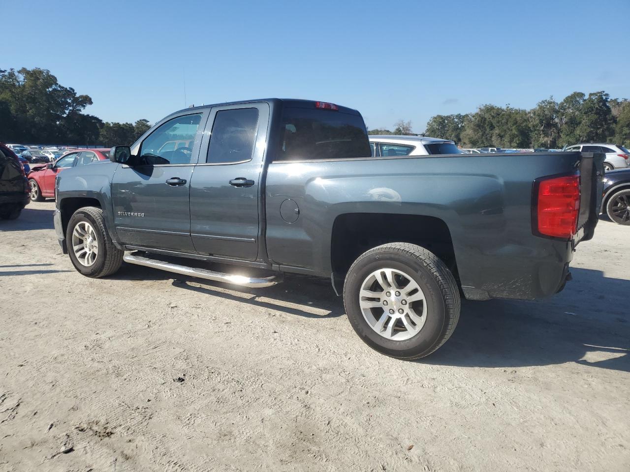 2018 CHEVROLET SILVERADO - Фото 2