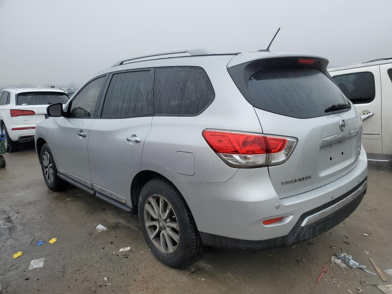 2013 NISSAN PATHFINDER - Фото 2