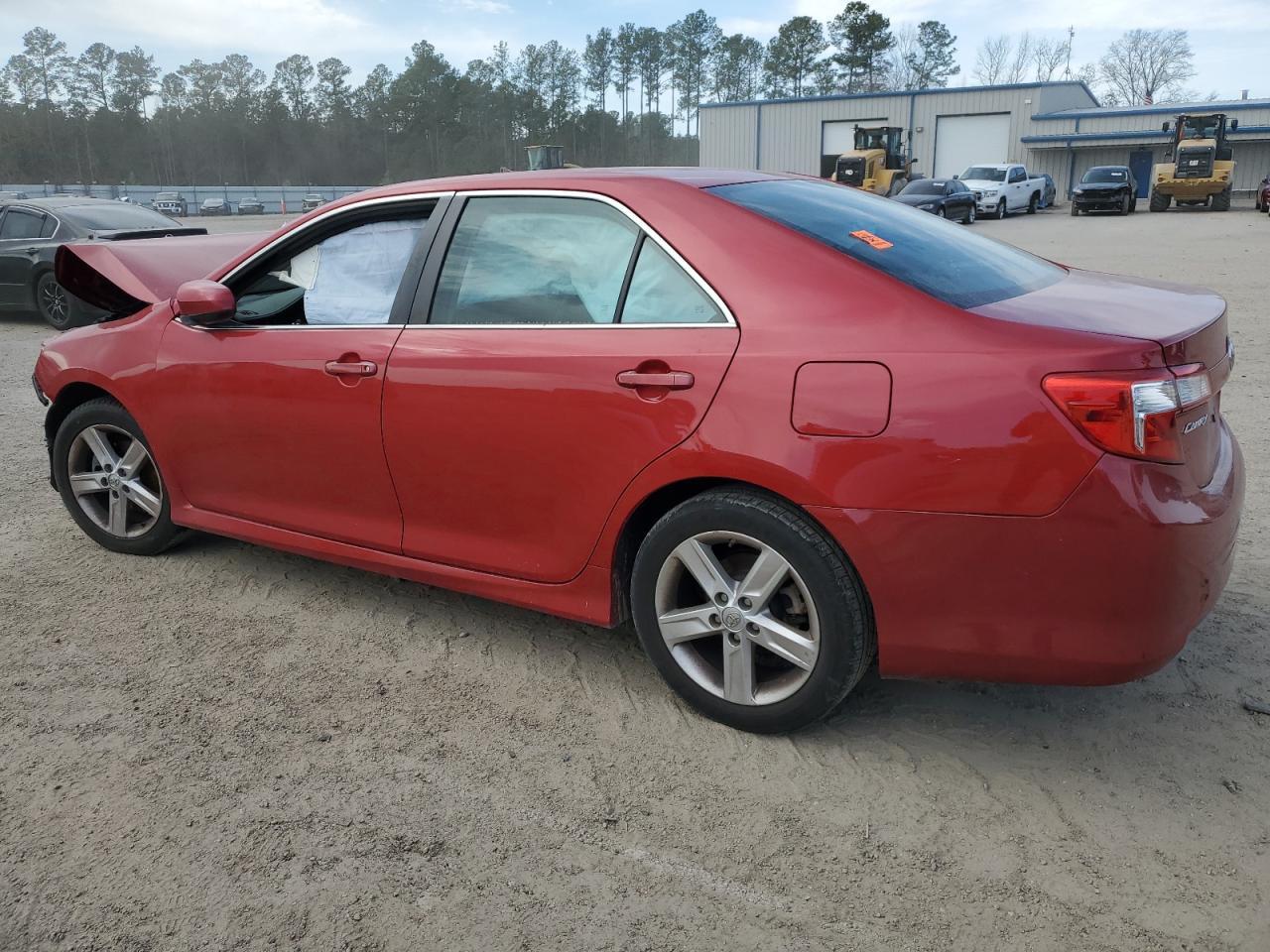 2014 TOYOTA CAMRY L - Фото 2