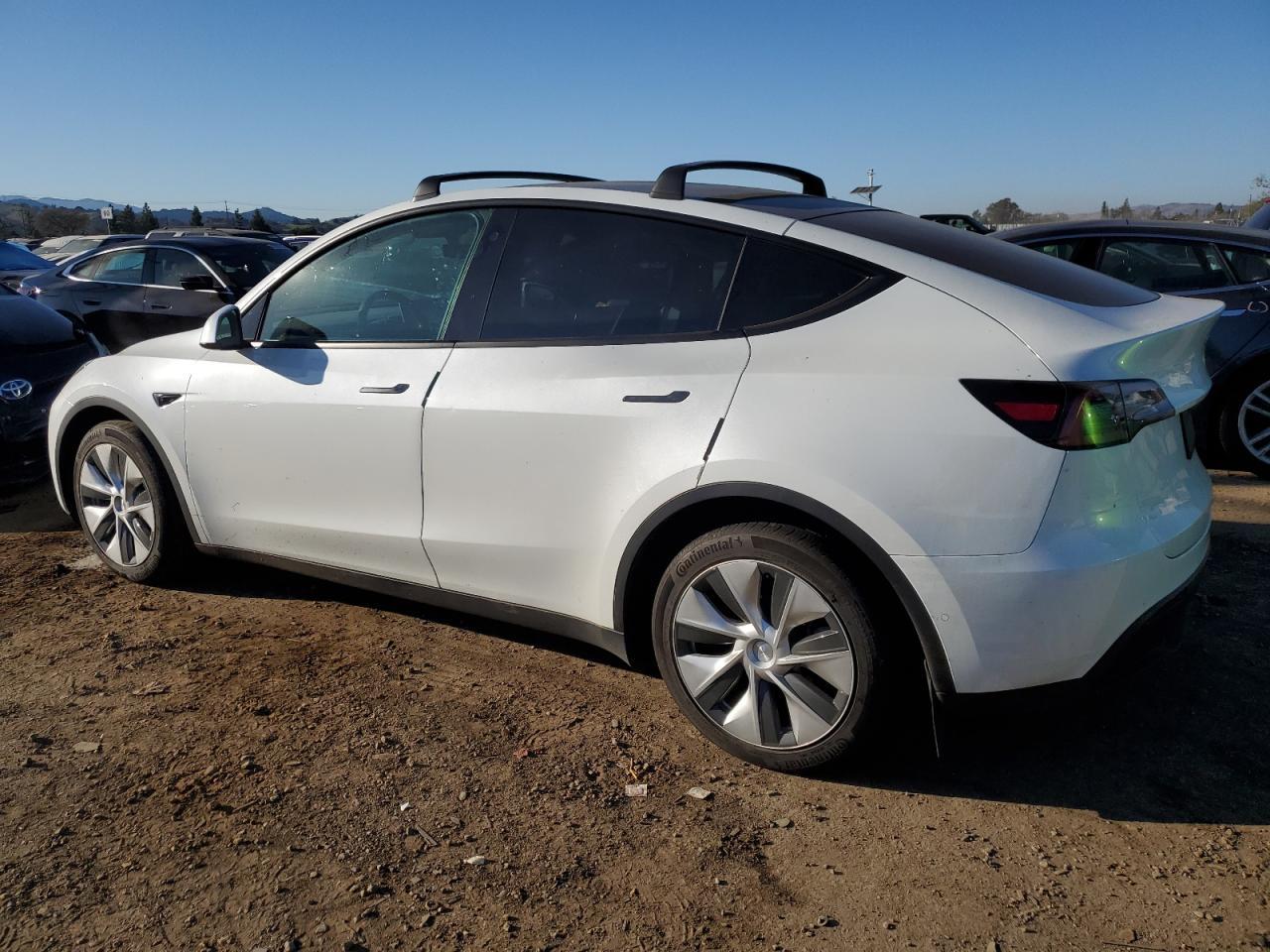 2022 TESLA MODEL Y - Image 2