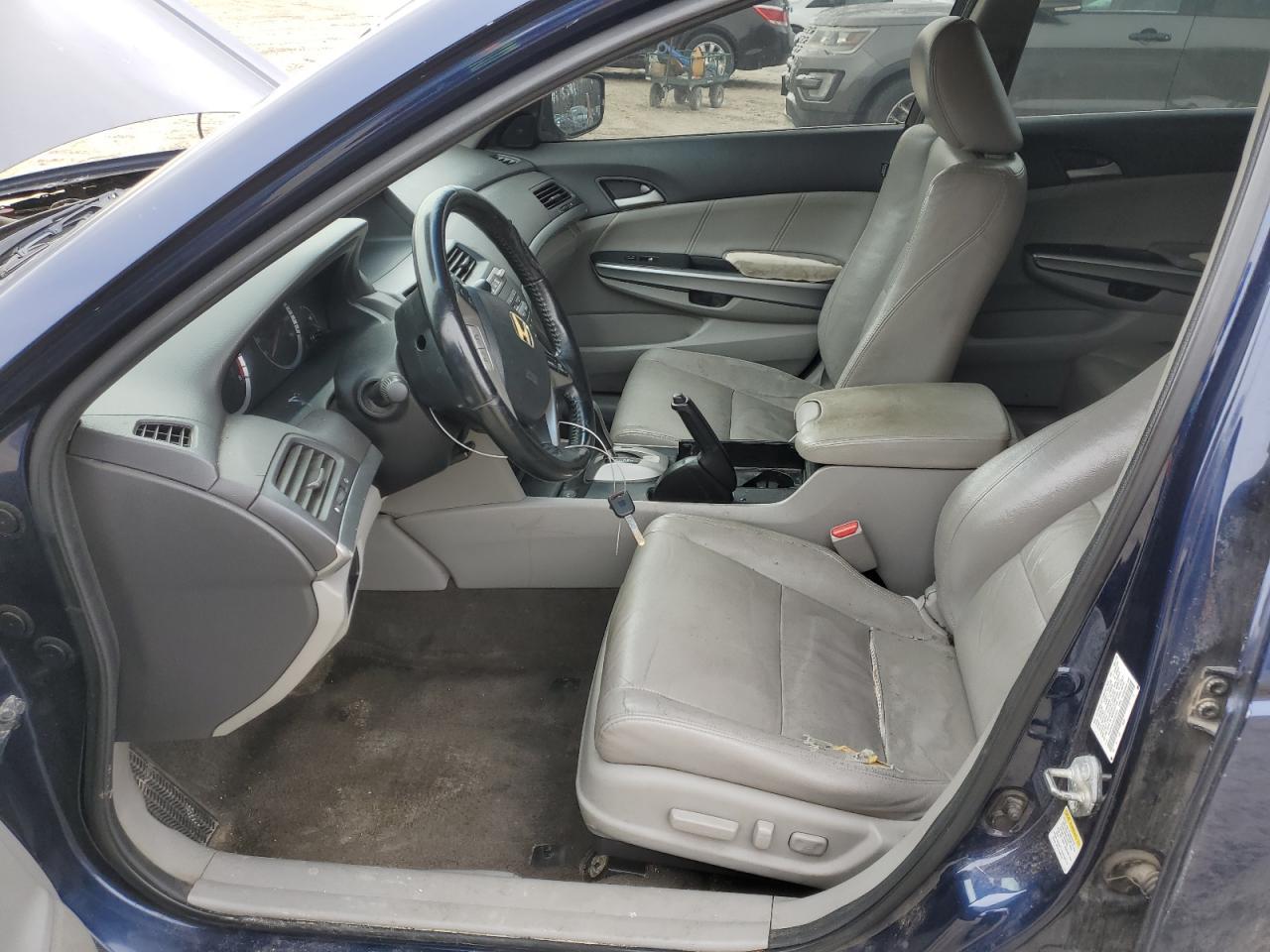 2010 HONDA ACCORD EXL - Image 7