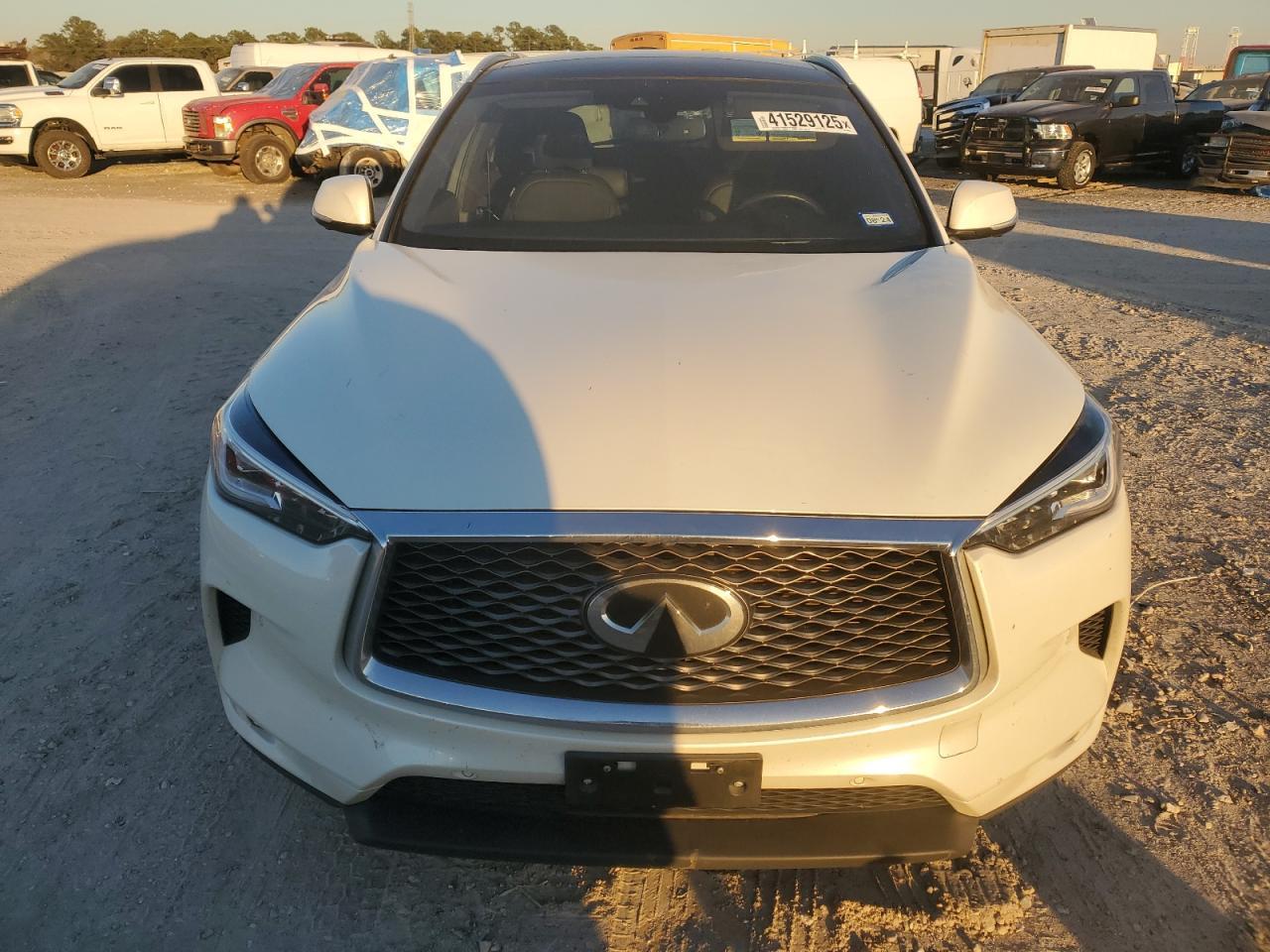 2019 INFINITI QX50 ESSEN - Image 5