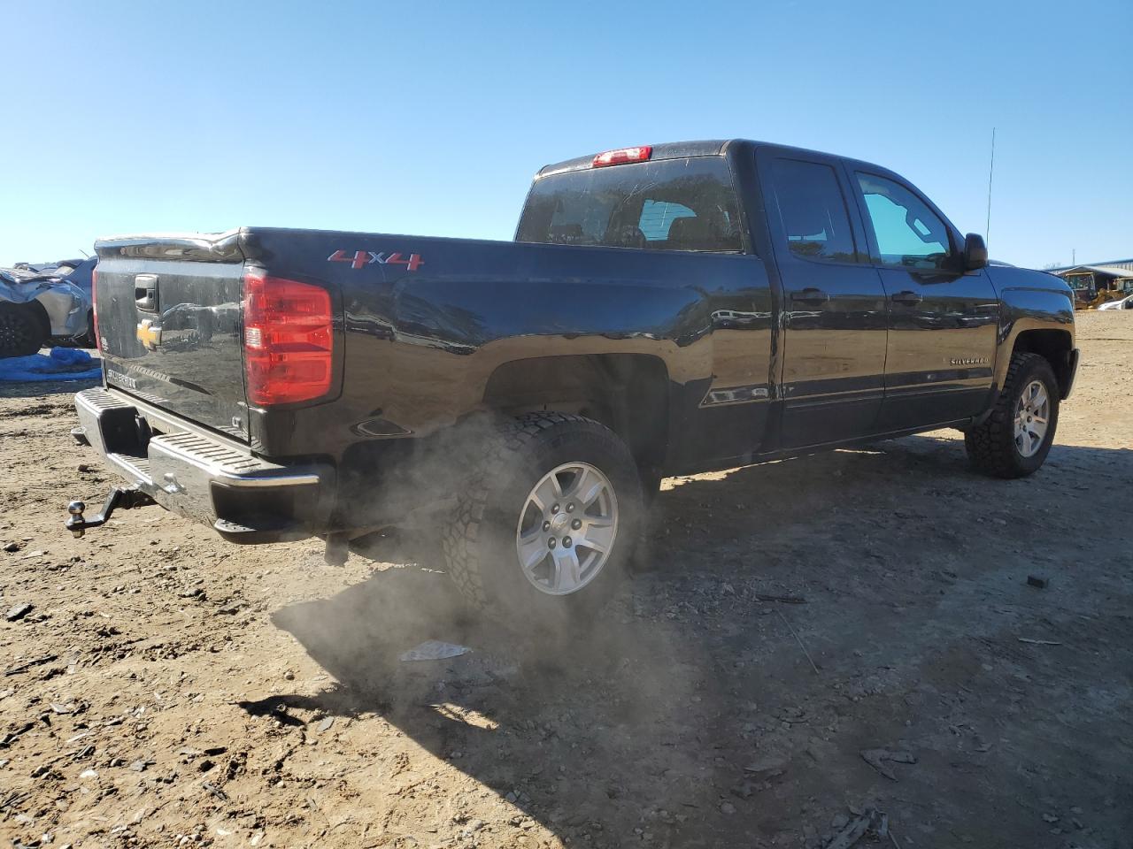 2018 CHEVROLET SILVERADO - Image 3