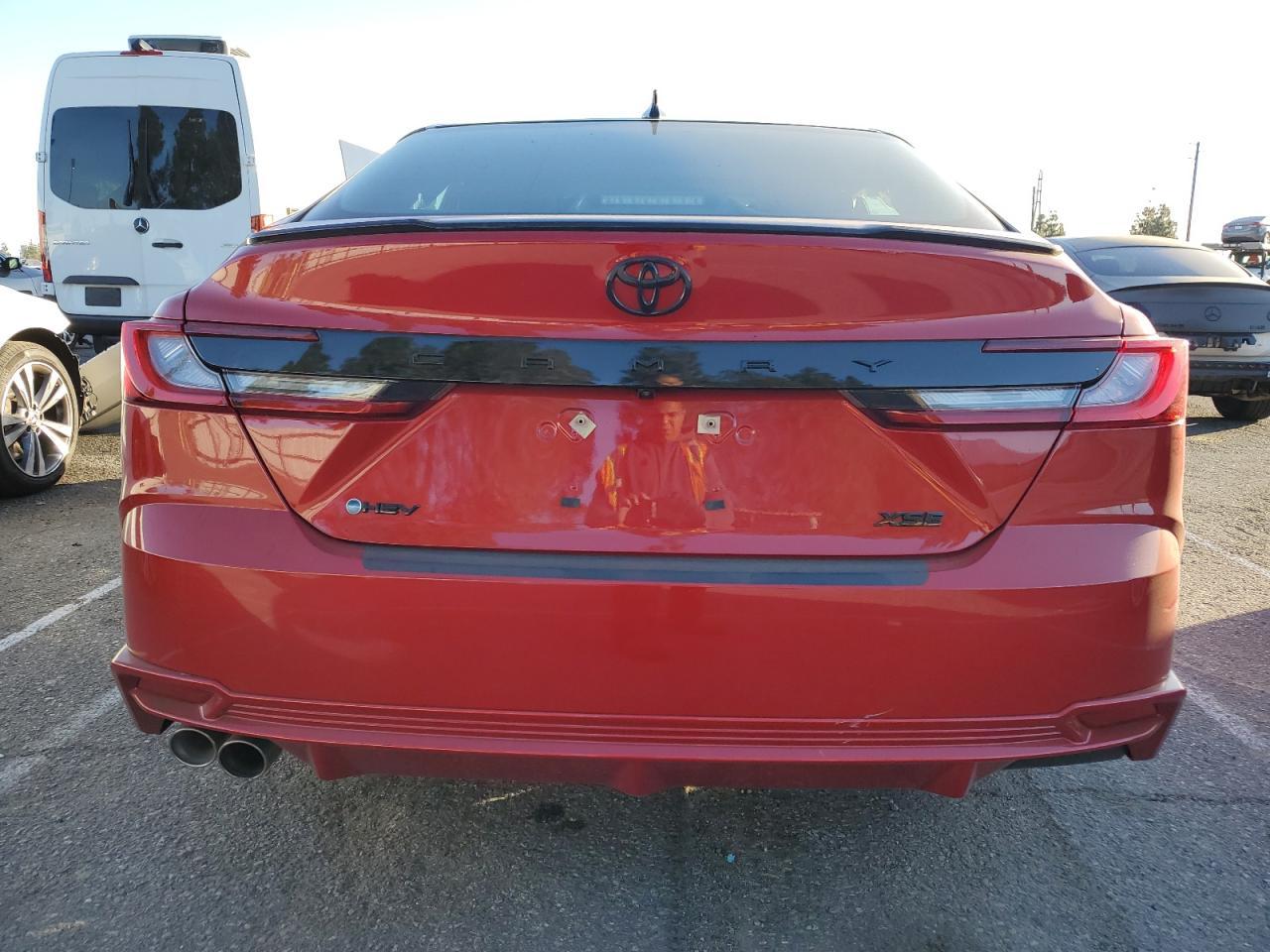 2025 TOYOTA CAMRY XSE - Фото 6