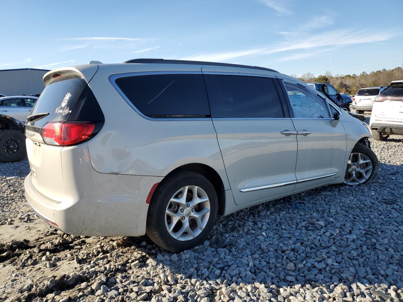 2017 CHRYSLER PACIFICA T - Image 3