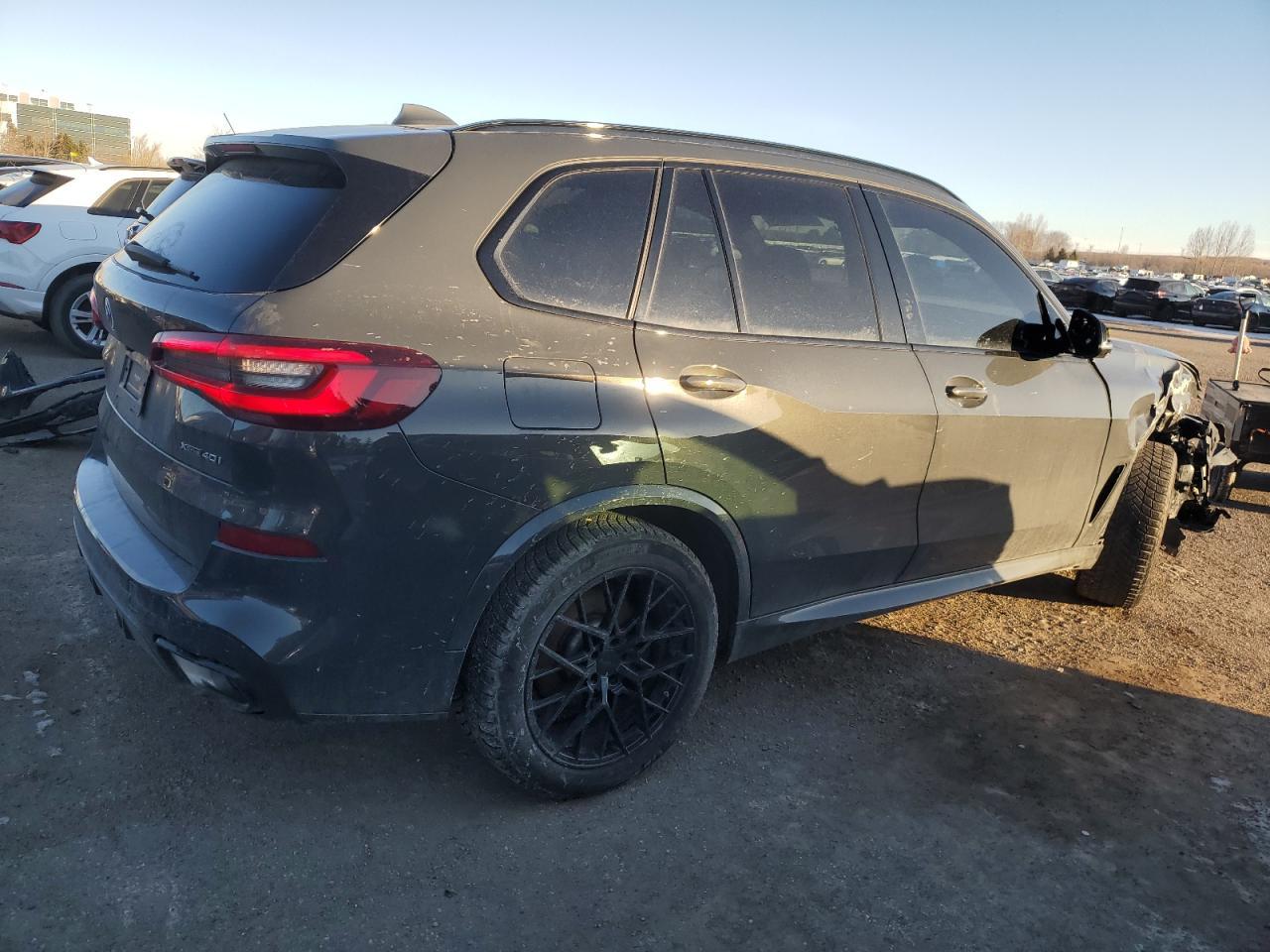 2023 BMW X5 XDRIVE4 - Фото 3