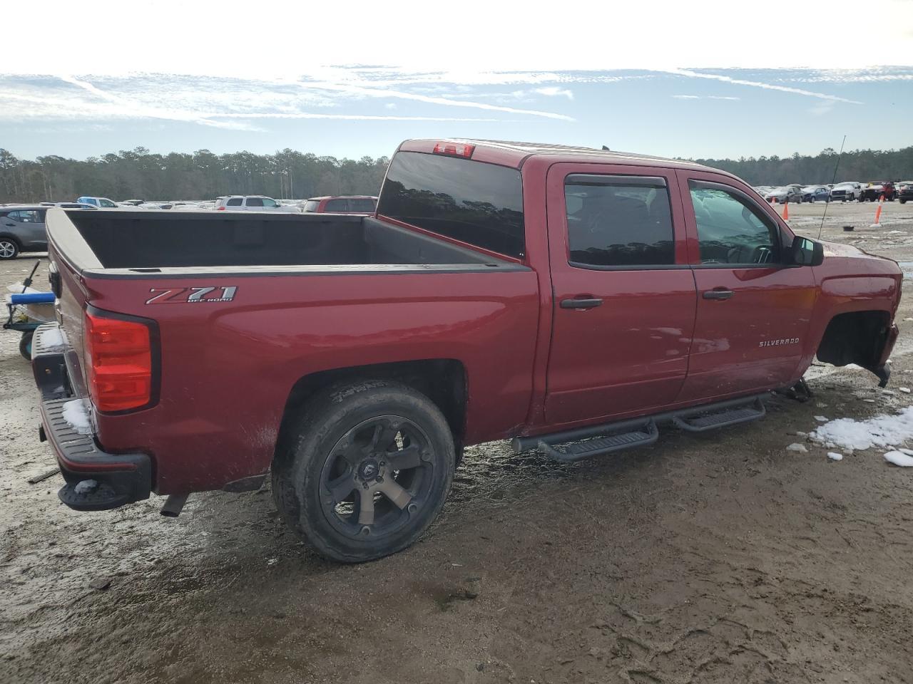 2018 CHEVROLET SILVERADO - Фото 3
