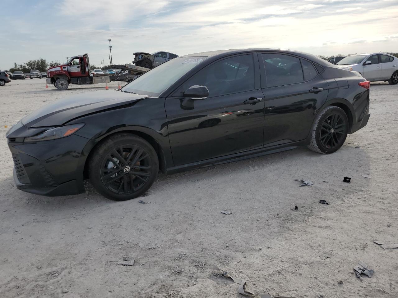 2025 TOYOTA CAMRY XSE