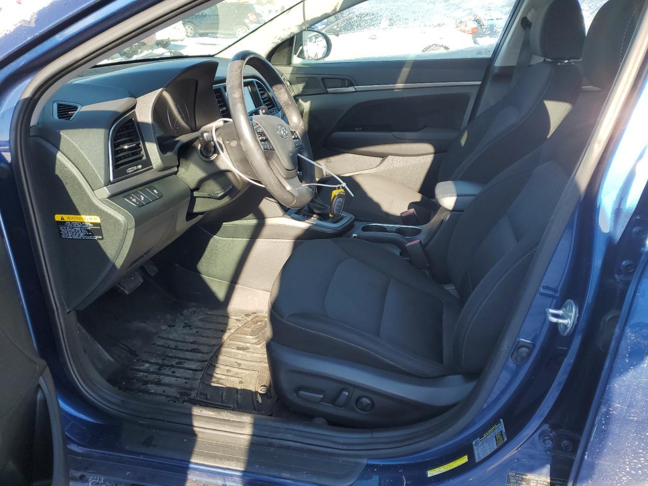 2017 HYUNDAI ELANTRA SE - Фото 7