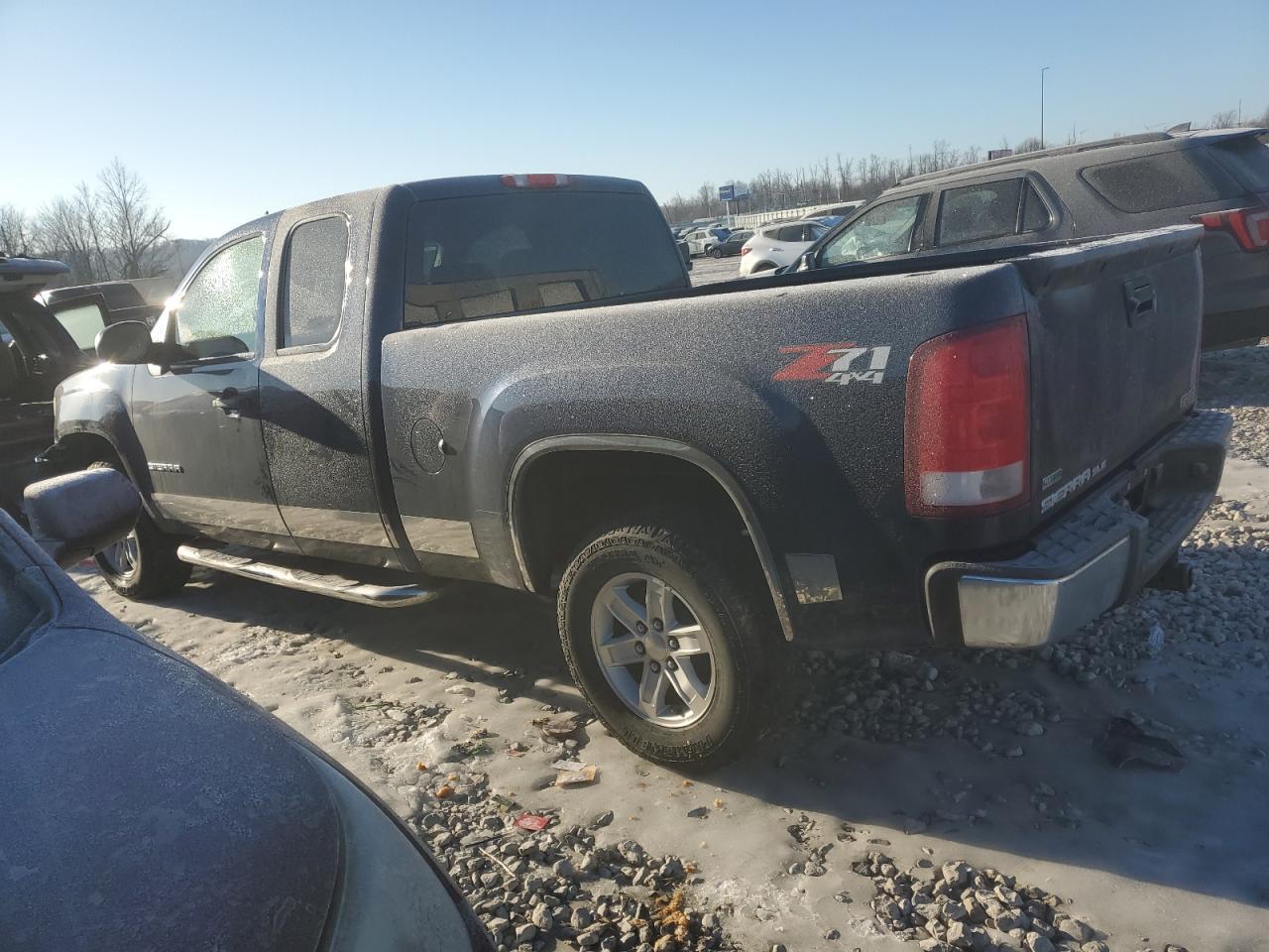 2011 GMC SIERRA K15 - Image 2