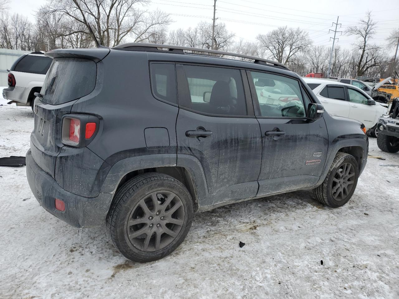 2016 JEEP RENEGADE L - Фото 3