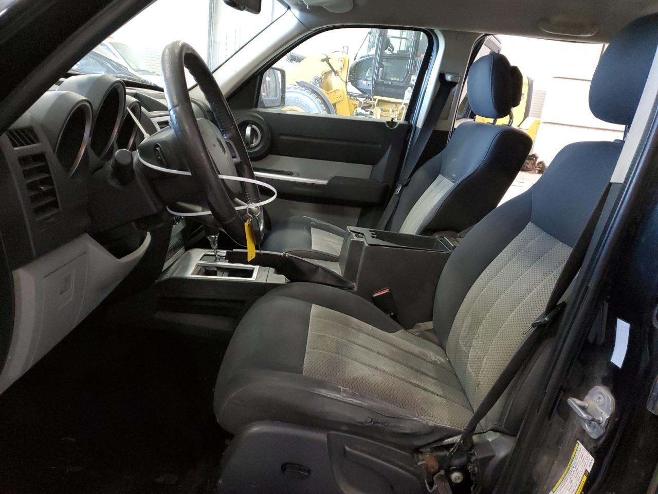 2010 DODGE NITRO SXT - Фото 7