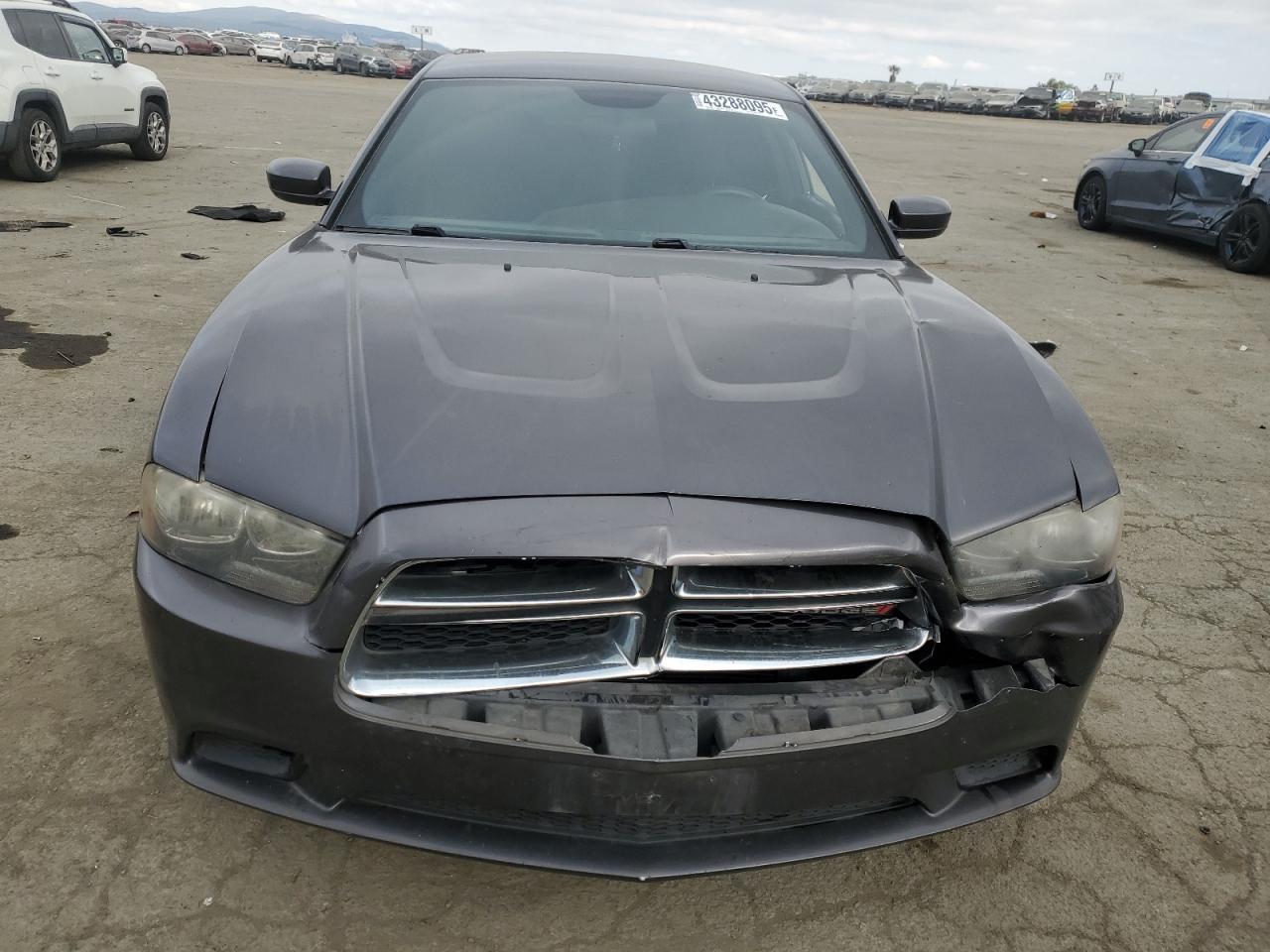 2013 DODGE CHARGER SE - Фото 5