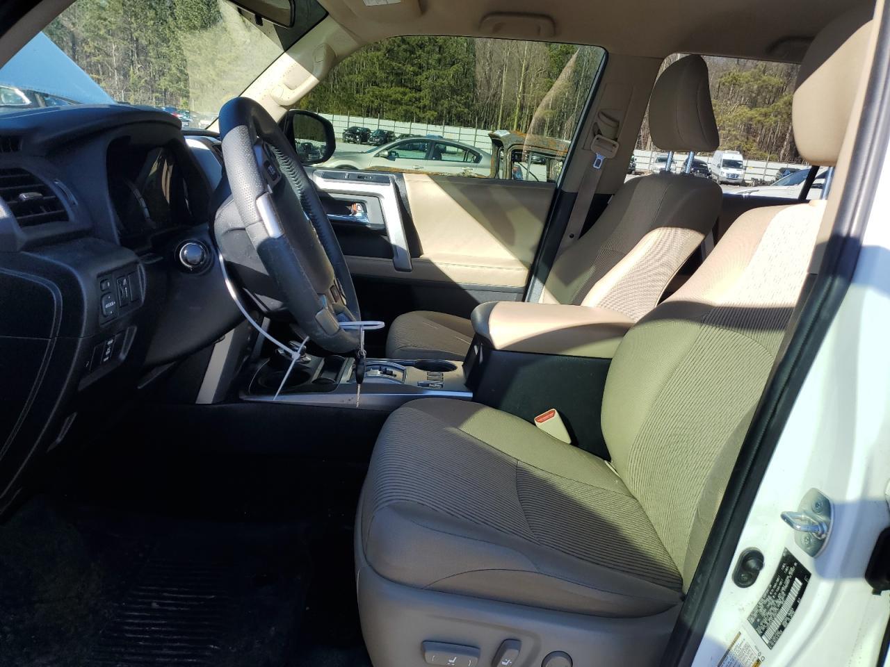 2018 TOYOTA 4RUNNER SR - Image 7