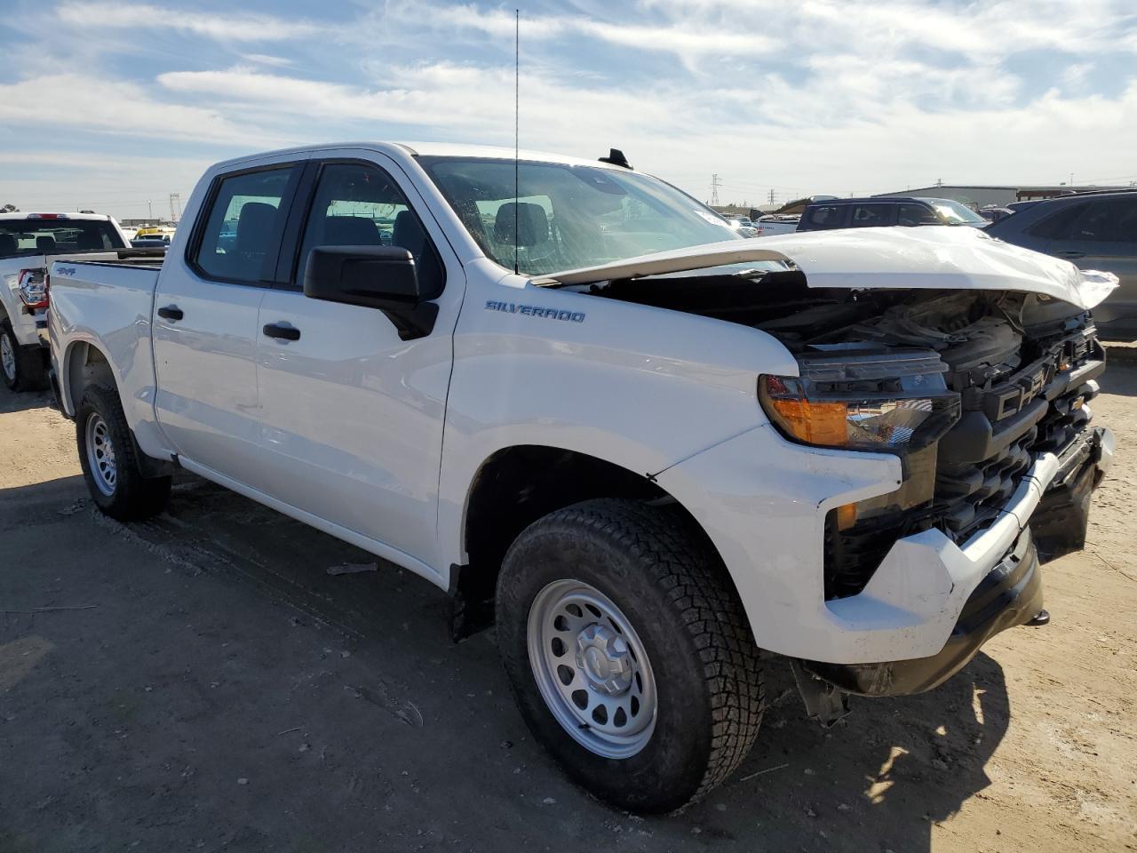 2024 CHEVROLET SILVERADO - Image 4