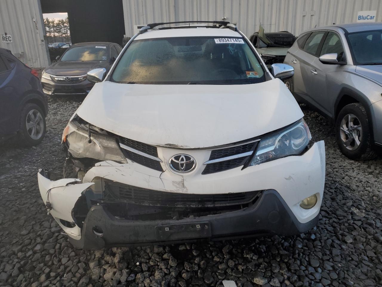 2015 TOYOTA RAV4 LE - Фото 5