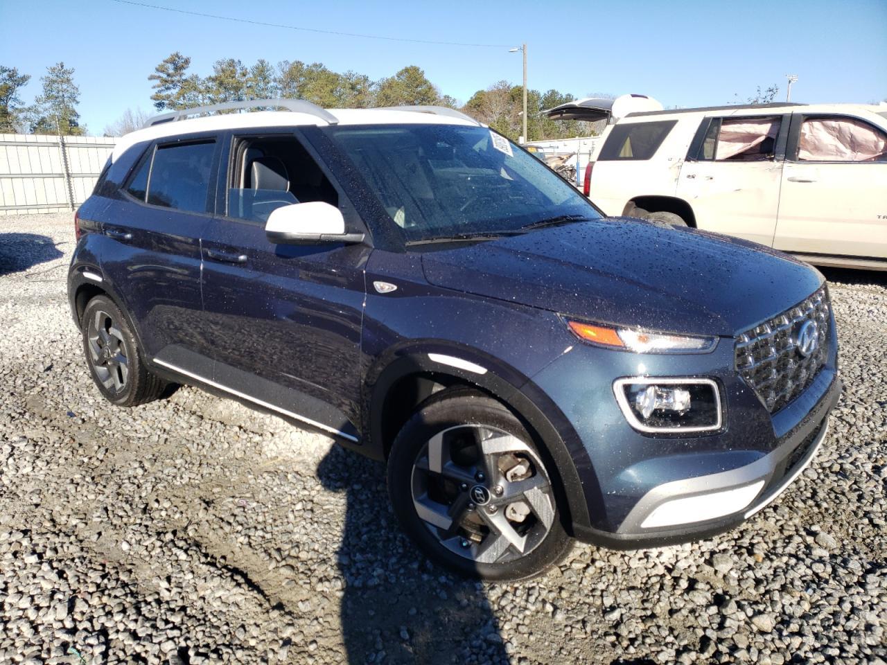 2023 HYUNDAI VENUE SEL - Фото 4