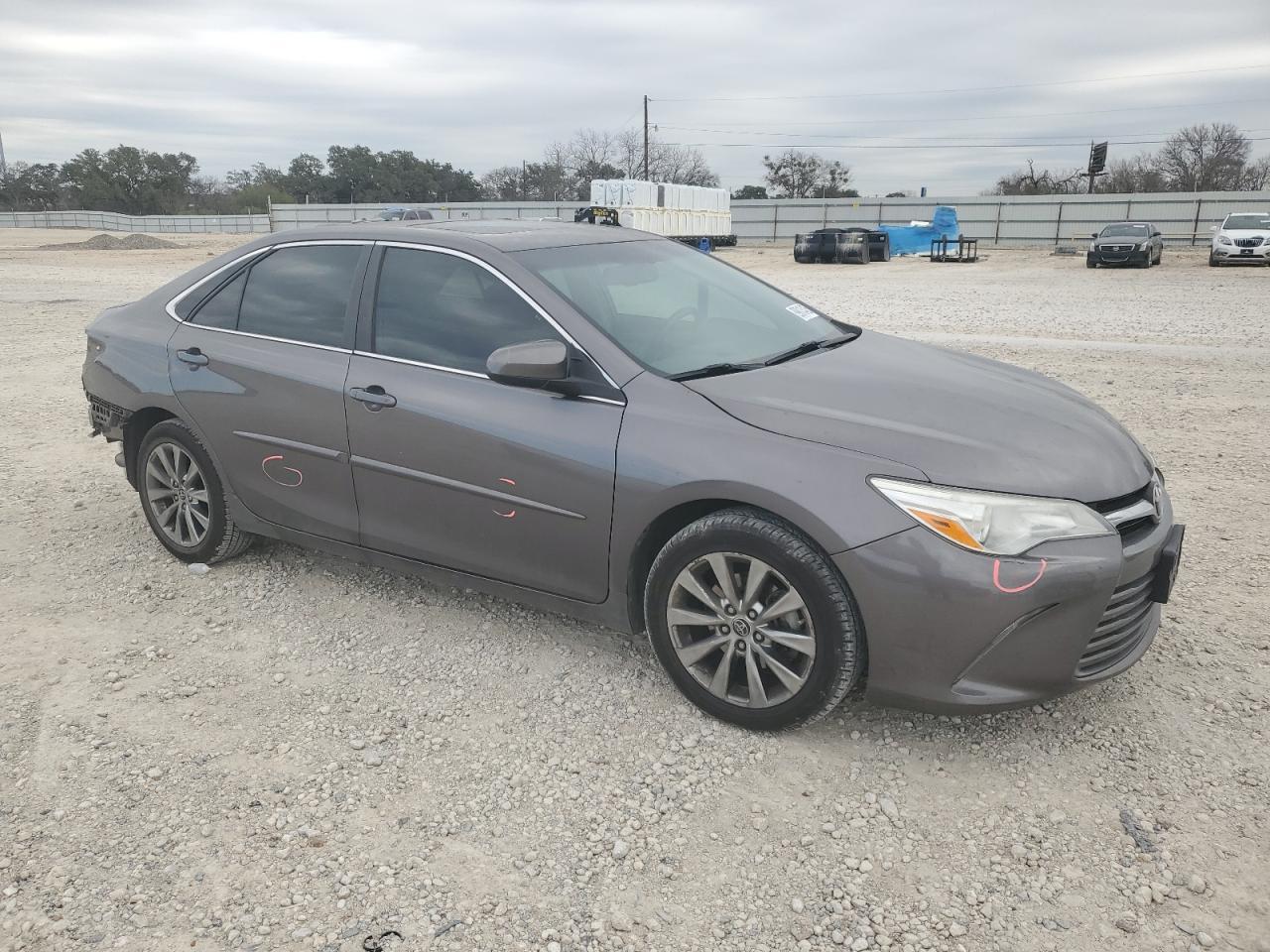 2016 TOYOTA CAMRY LE - Фото 4
