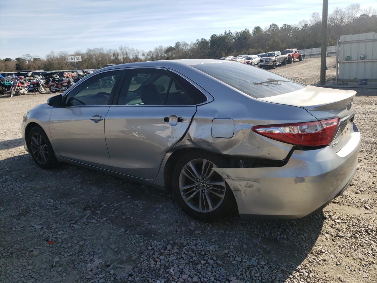 2015 TOYOTA CAMRY LE - Фото 2