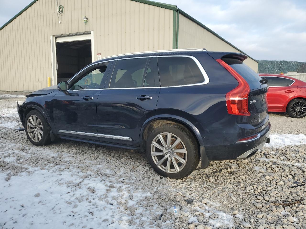 2016 VOLVO XC90 T6 - Фото 2