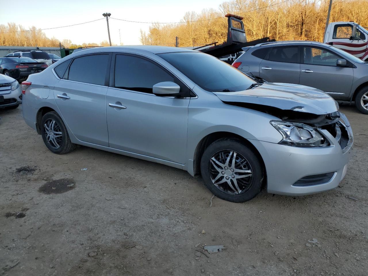 2013 NISSAN SENTRA S - Фото 4