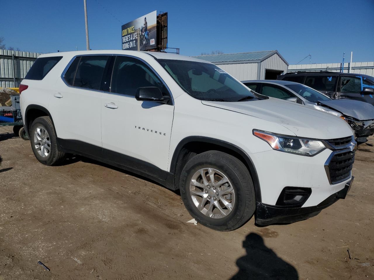 2018 CHEVROLET TRAVERSE L - Фото 4