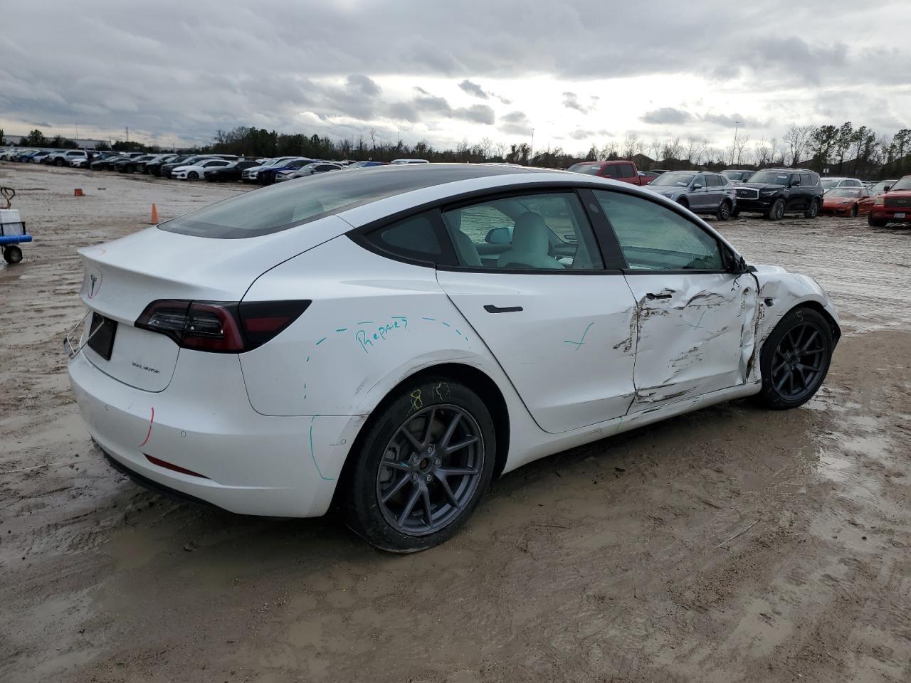 2022 TESLA MODEL 3 - Image 3