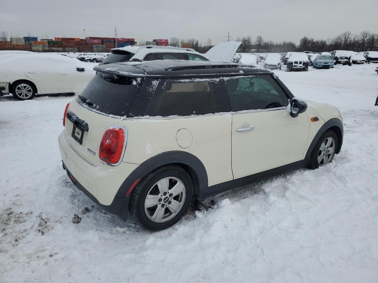 2017 MINI COOPER - Image 3