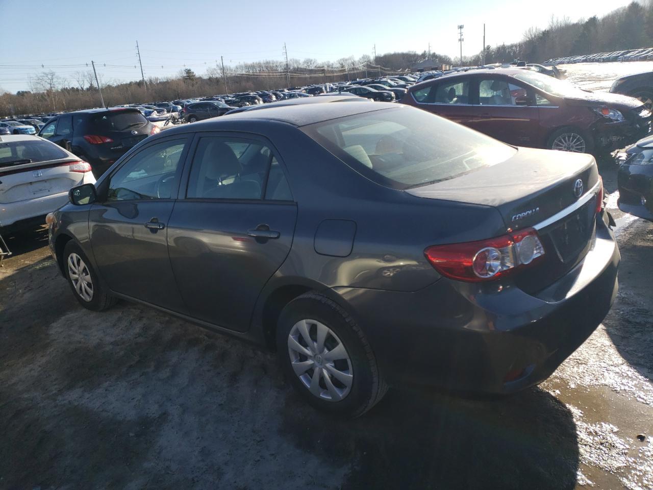 2013 TOYOTA COROLLA BA - Фото 2