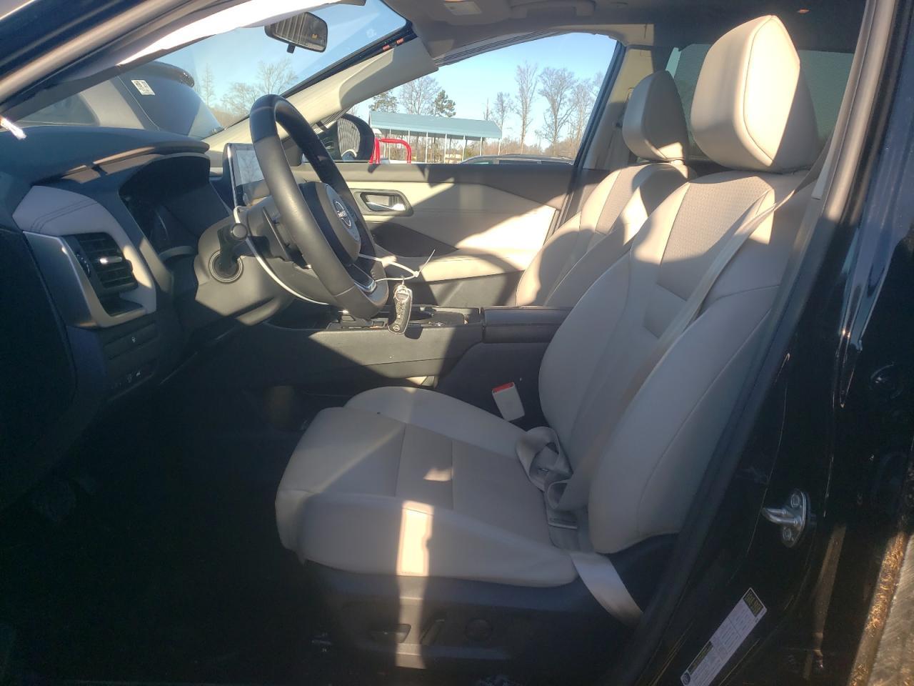 2024 NISSAN ROGUE SV - Image 7