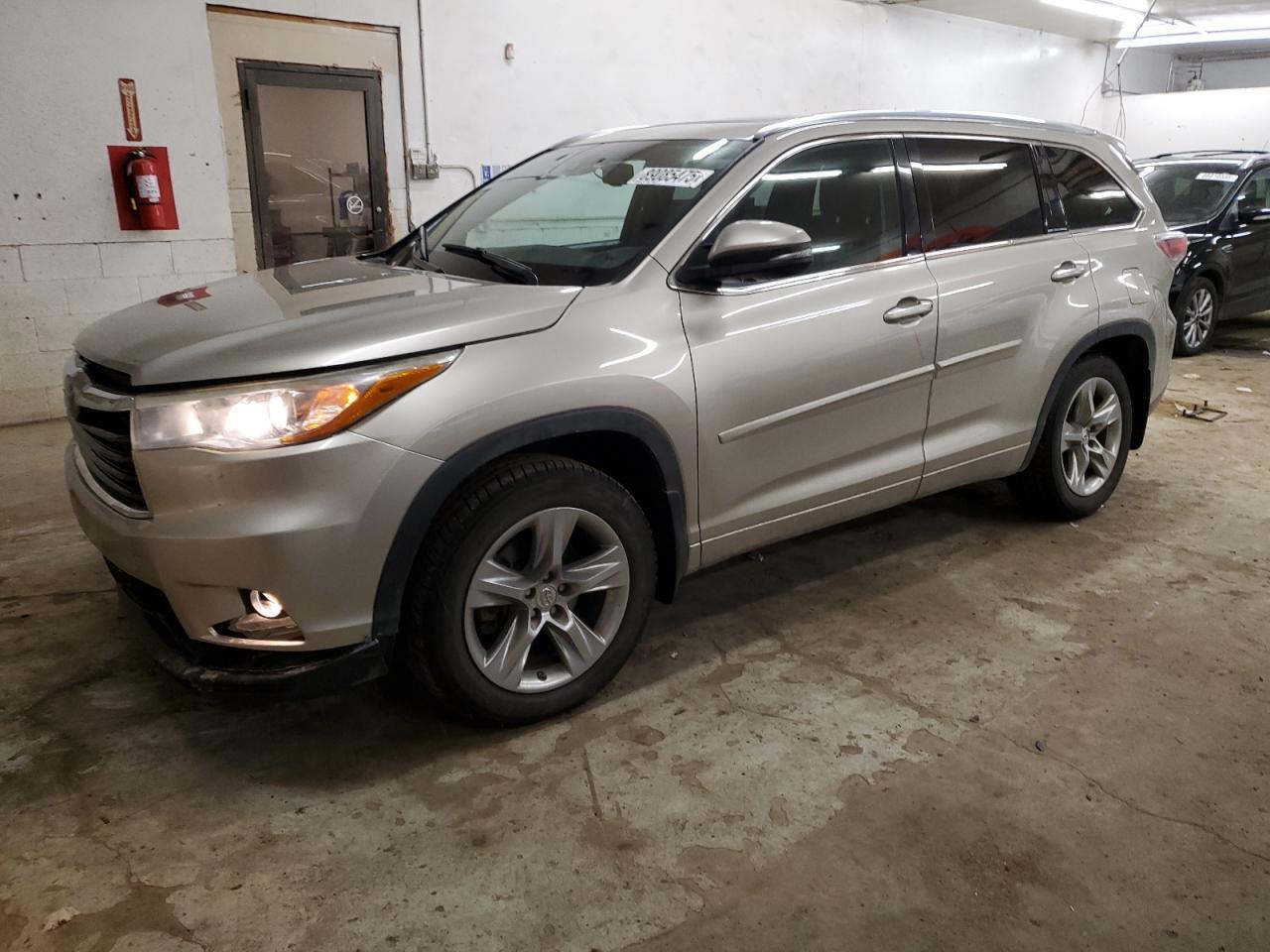 2015 TOYOTA HIGHLANDER