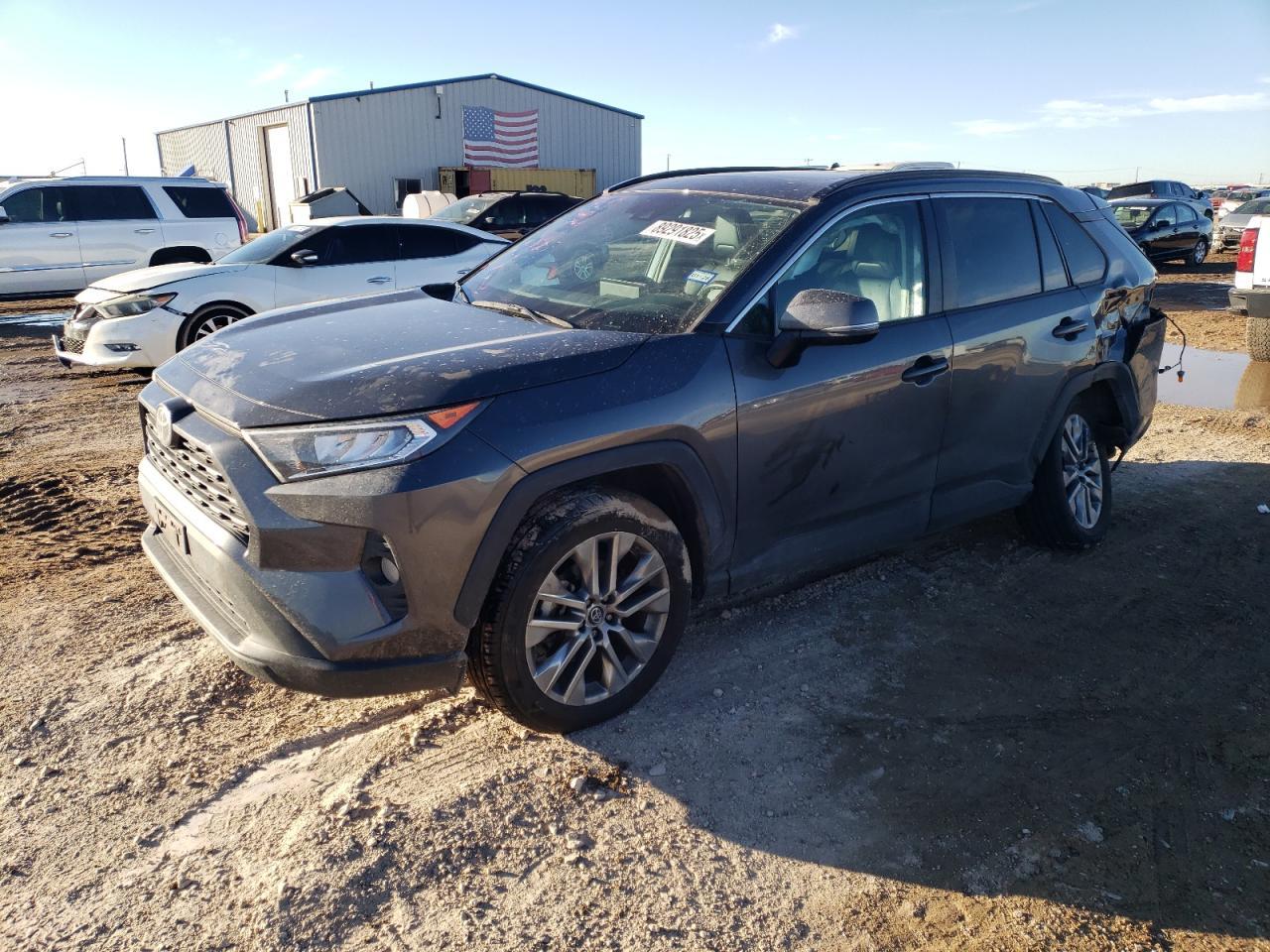 2019 TOYOTA RAV4 XLE P