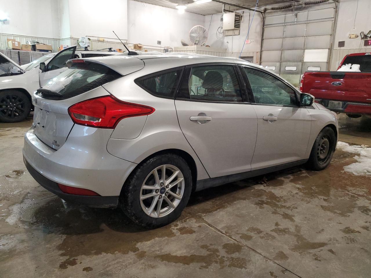 2016 FORD FOCUS SE - Фото 3