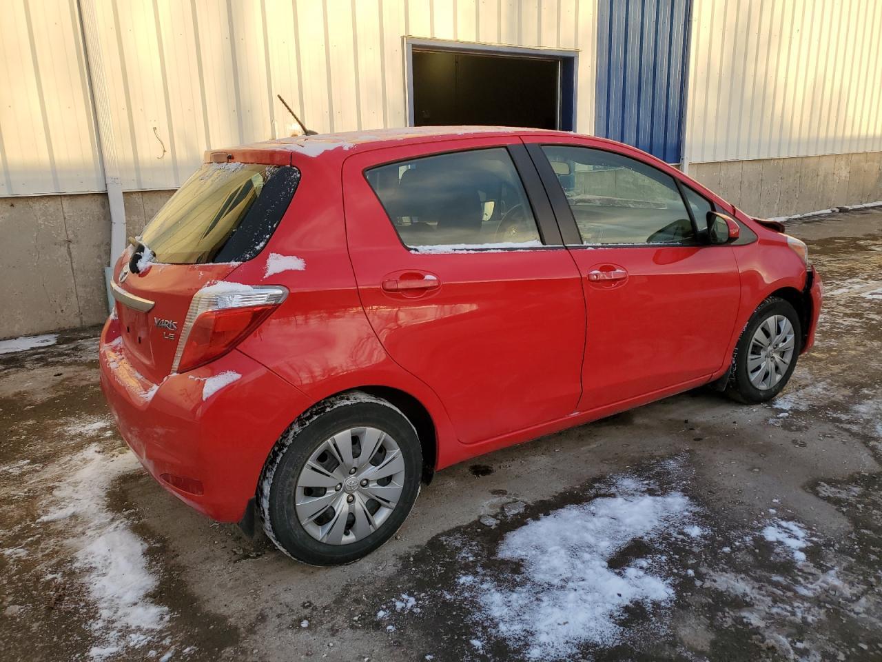 2013 TOYOTA YARIS - Фото 3