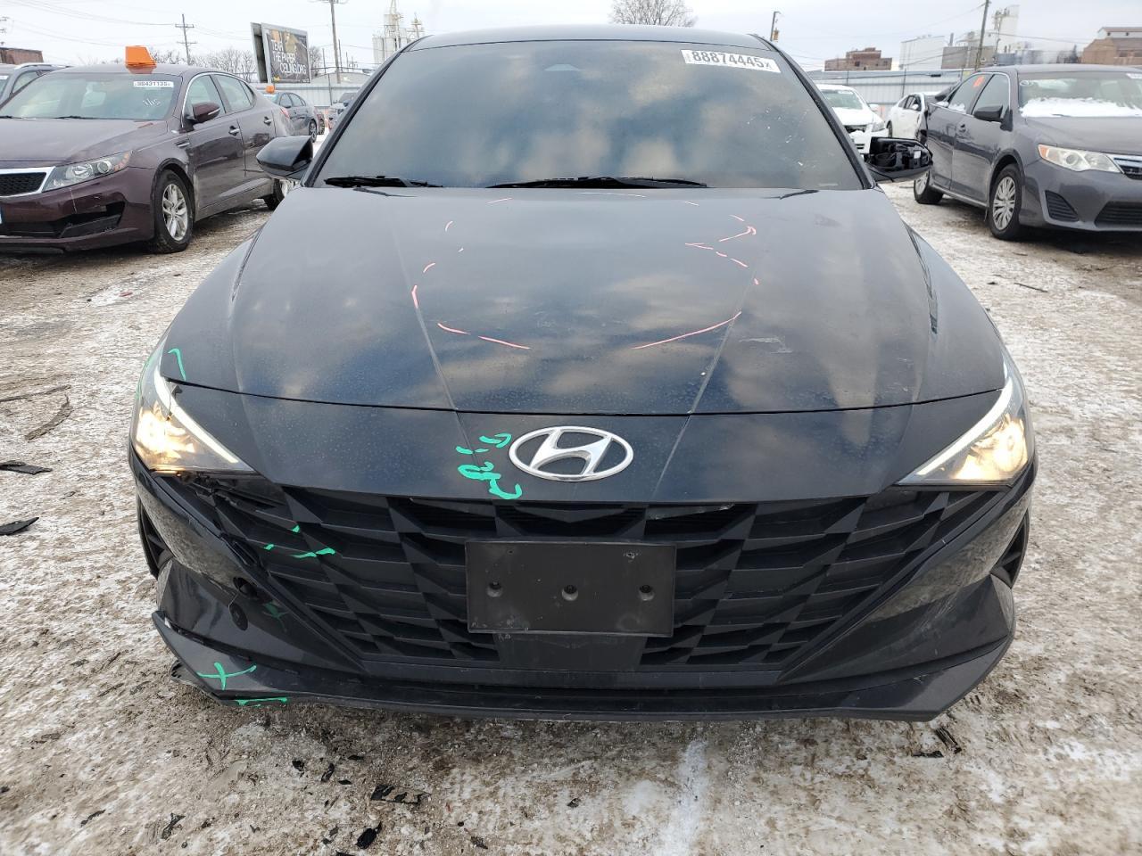 2023 HYUNDAI ELANTRA SE - Фото 5