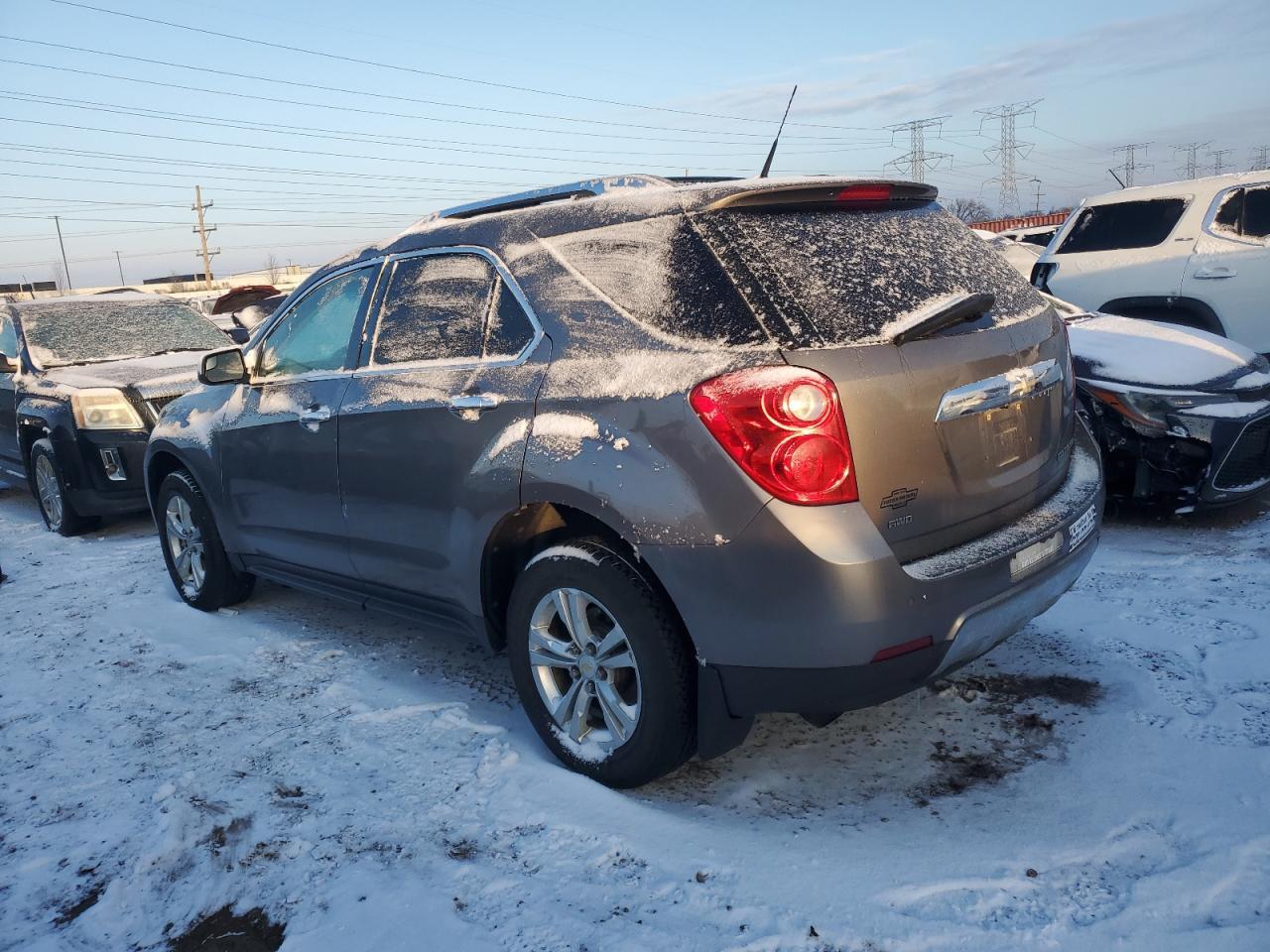 2011 CHEVROLET EQUINOX LT - Фото 2