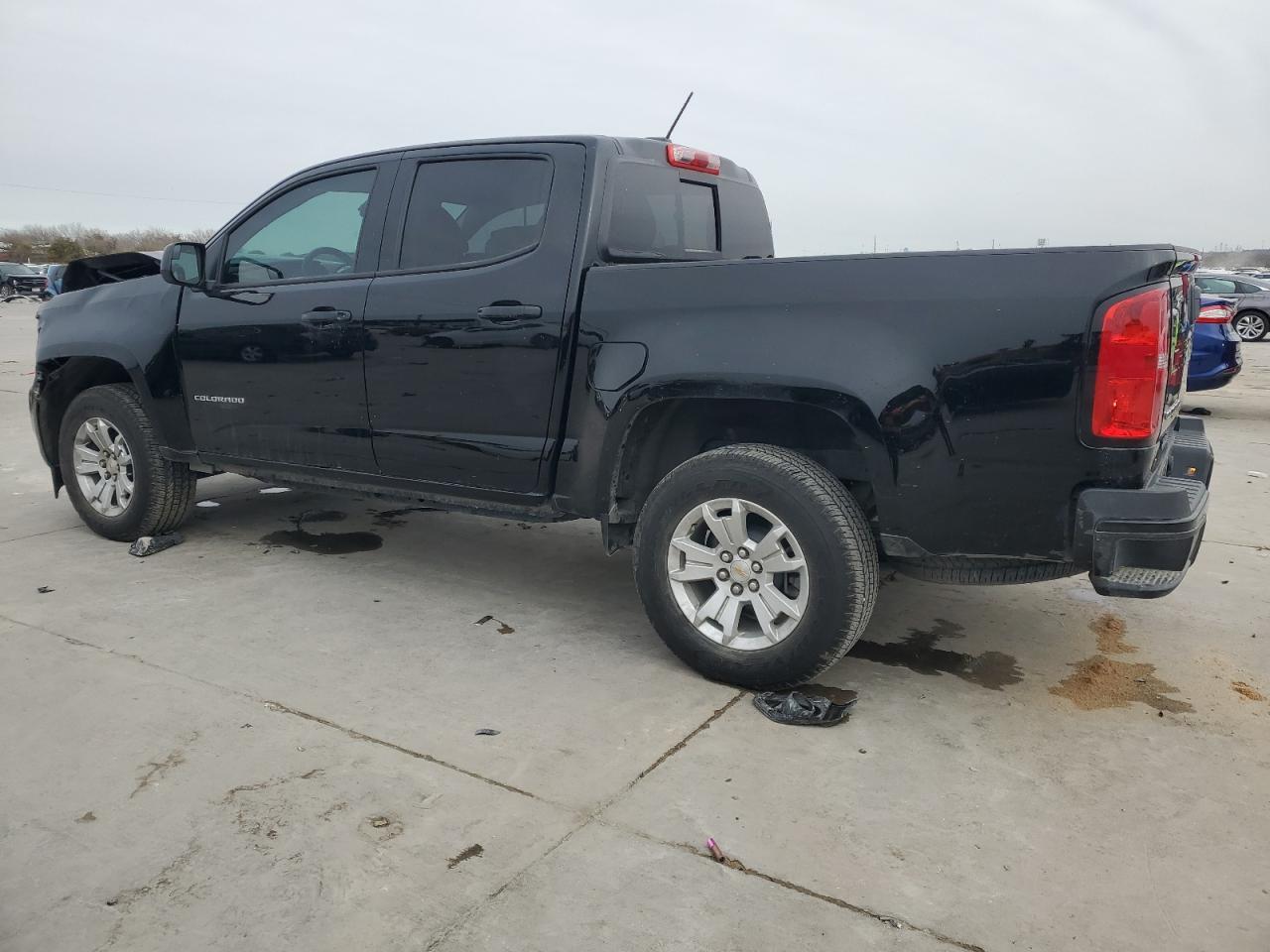 2022 CHEVROLET COLORADO L - Image 2